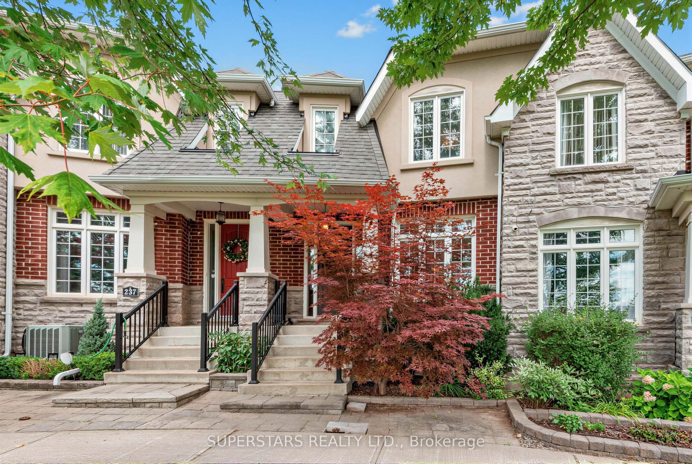 239 Angus Glen Boulevard, Markham, ON L6C 0K1