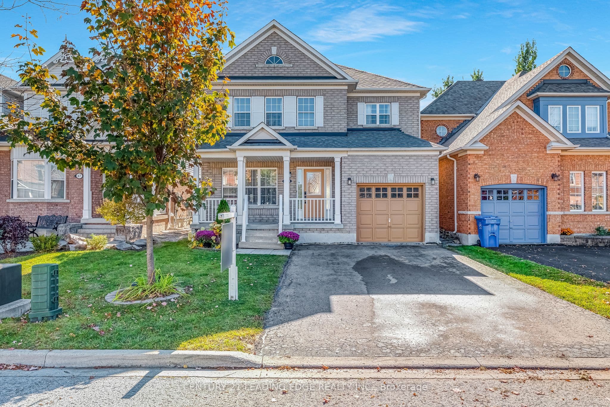 63 Billingham Heights, Aurora, ON L4G 7Y1