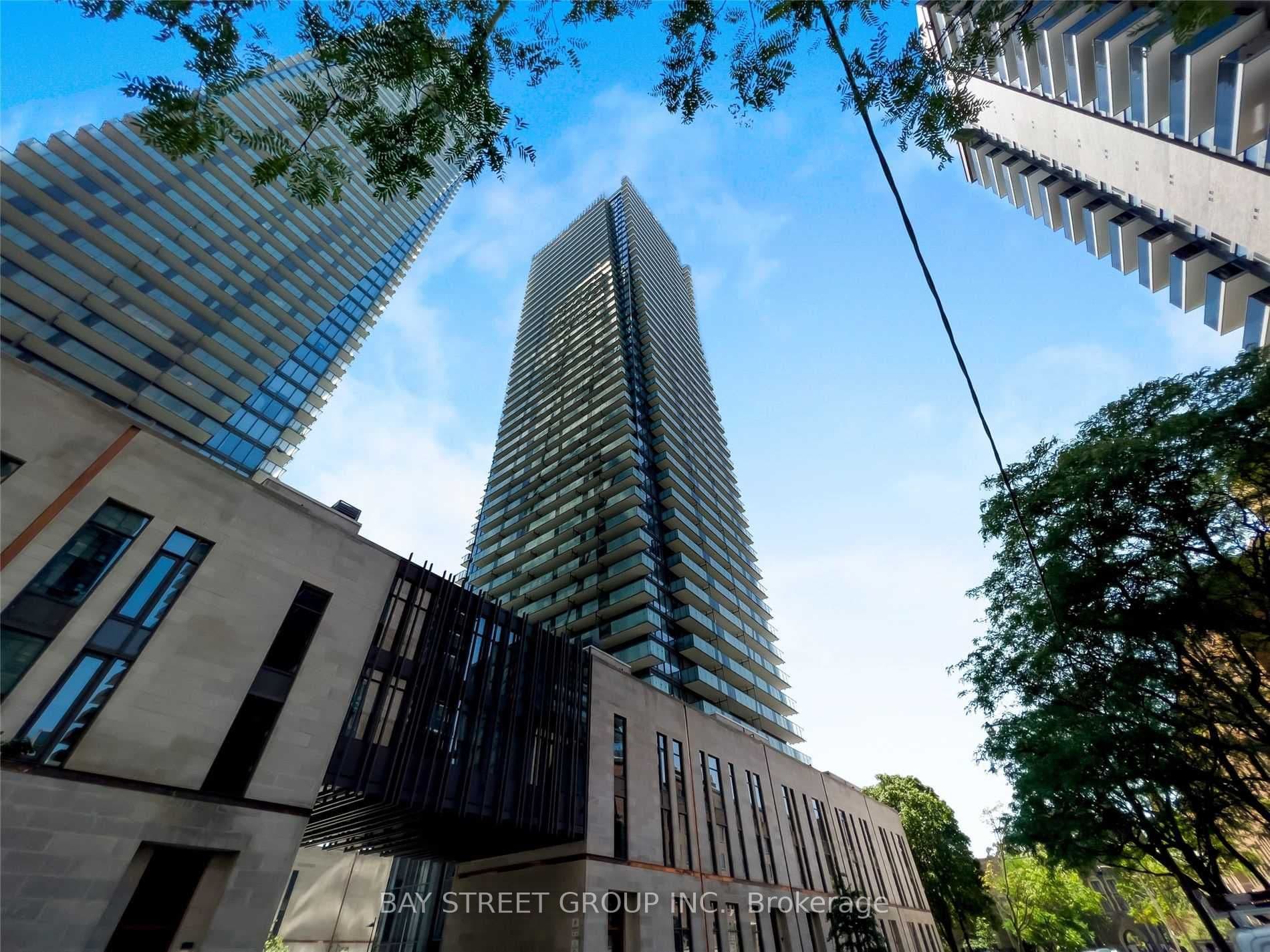 65 St Mary Street 2910, Toronto, ON M5S 0A6