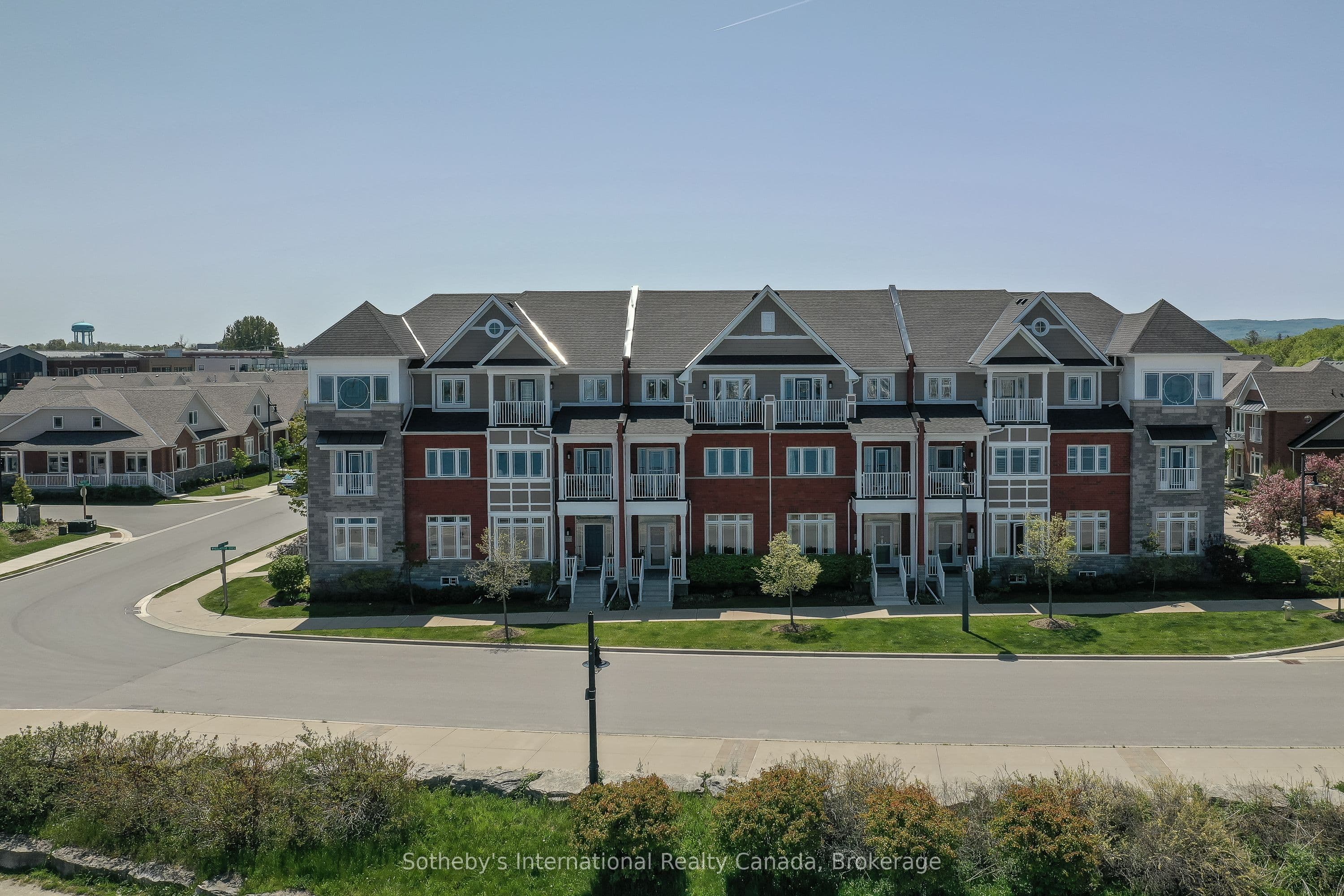 12 WHEELHOUSE Crescent, Collingwood, ON L9Y 0J9