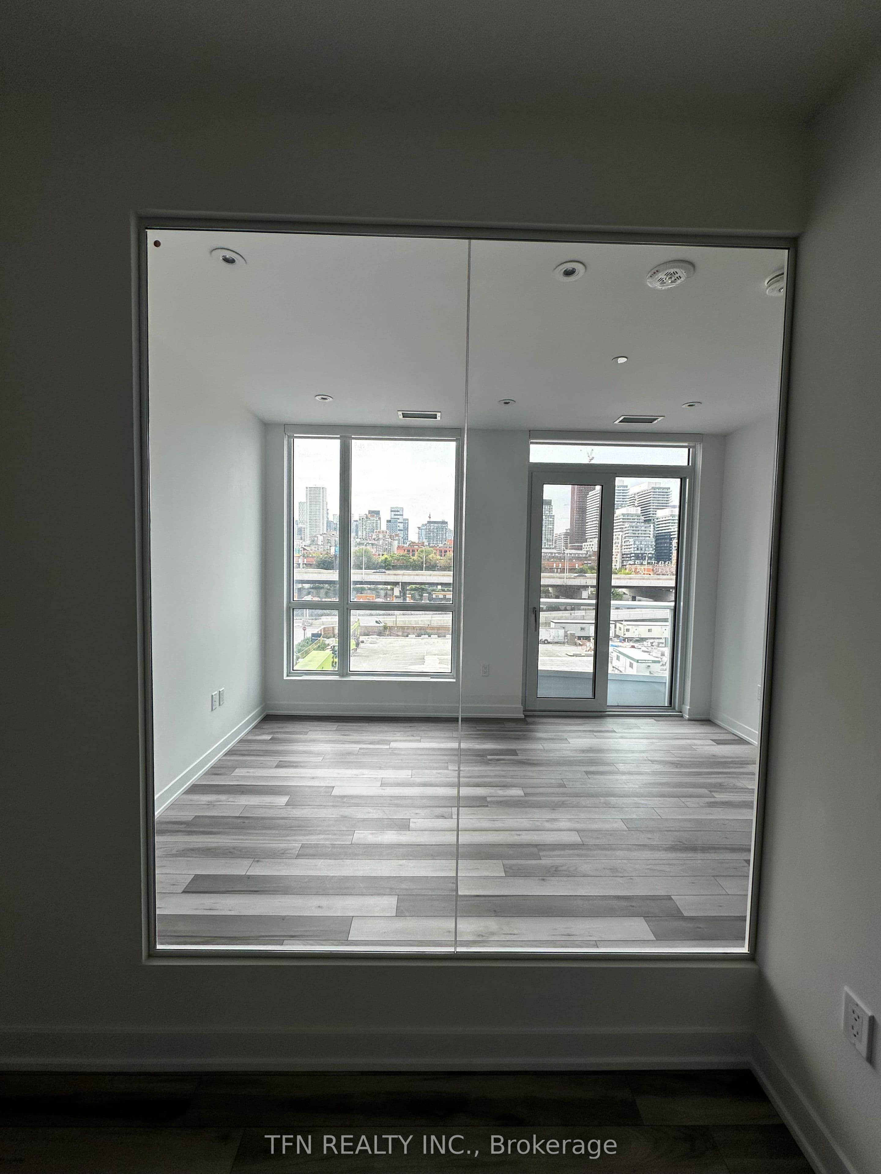 15 Richardson Street 501, Toronto, ON M5A 0Y5