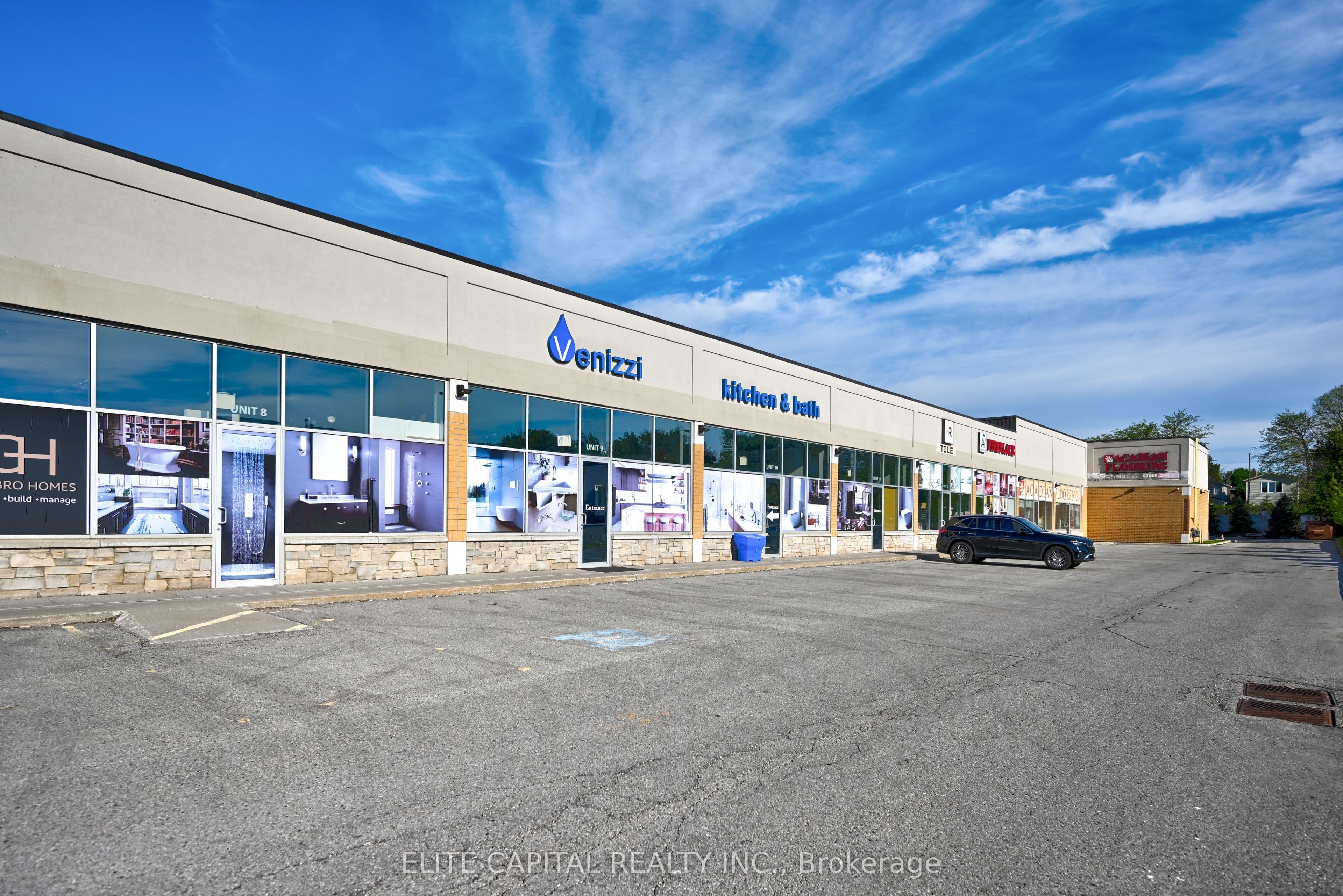162 Bullock Drive 8-13, Markham, ON L3P 1W2