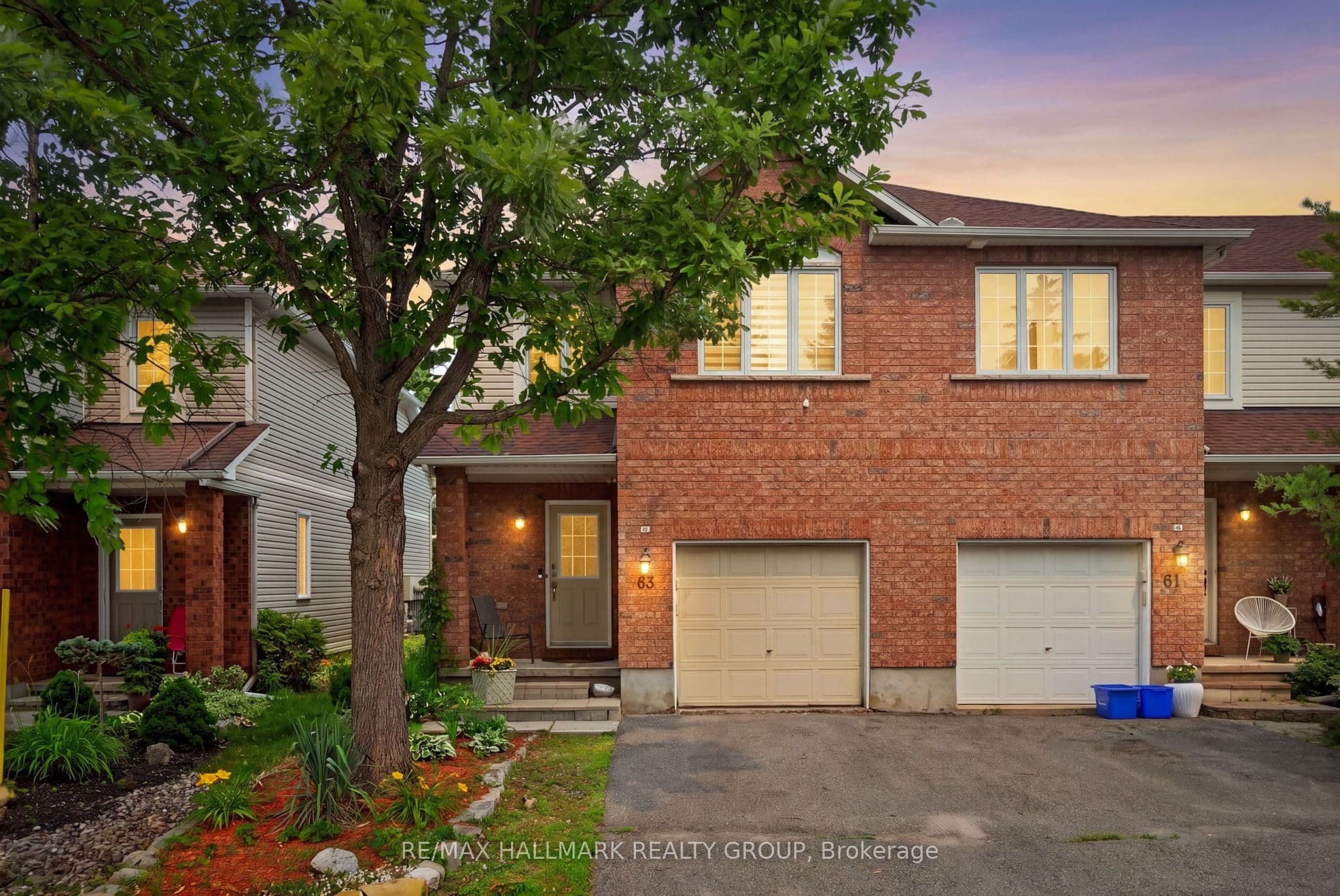 63 Palmadeo Drive, Barrhaven, ON K2J 4Z3