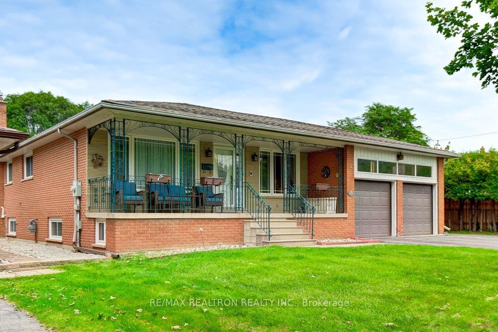 2 Captain Armstrong Lane, Markham, ON L3P 3C9