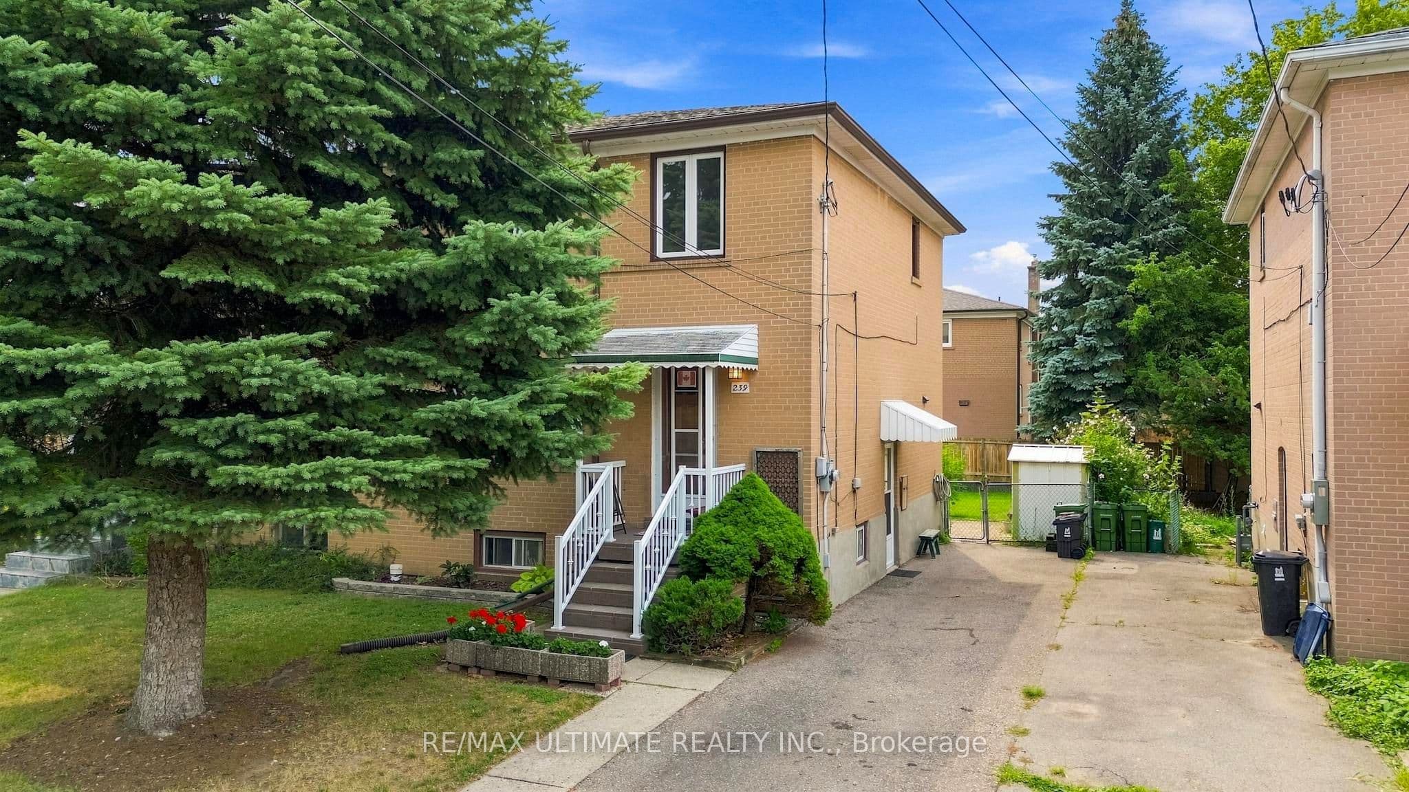 239 Eileen Avenue, Toronto, ON M6N 1W5