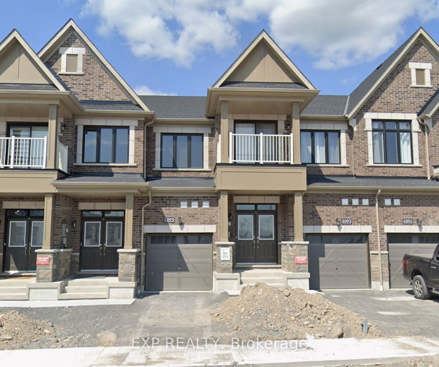 1095 Thompson Drive, Oshawa, ON L1L 0V5