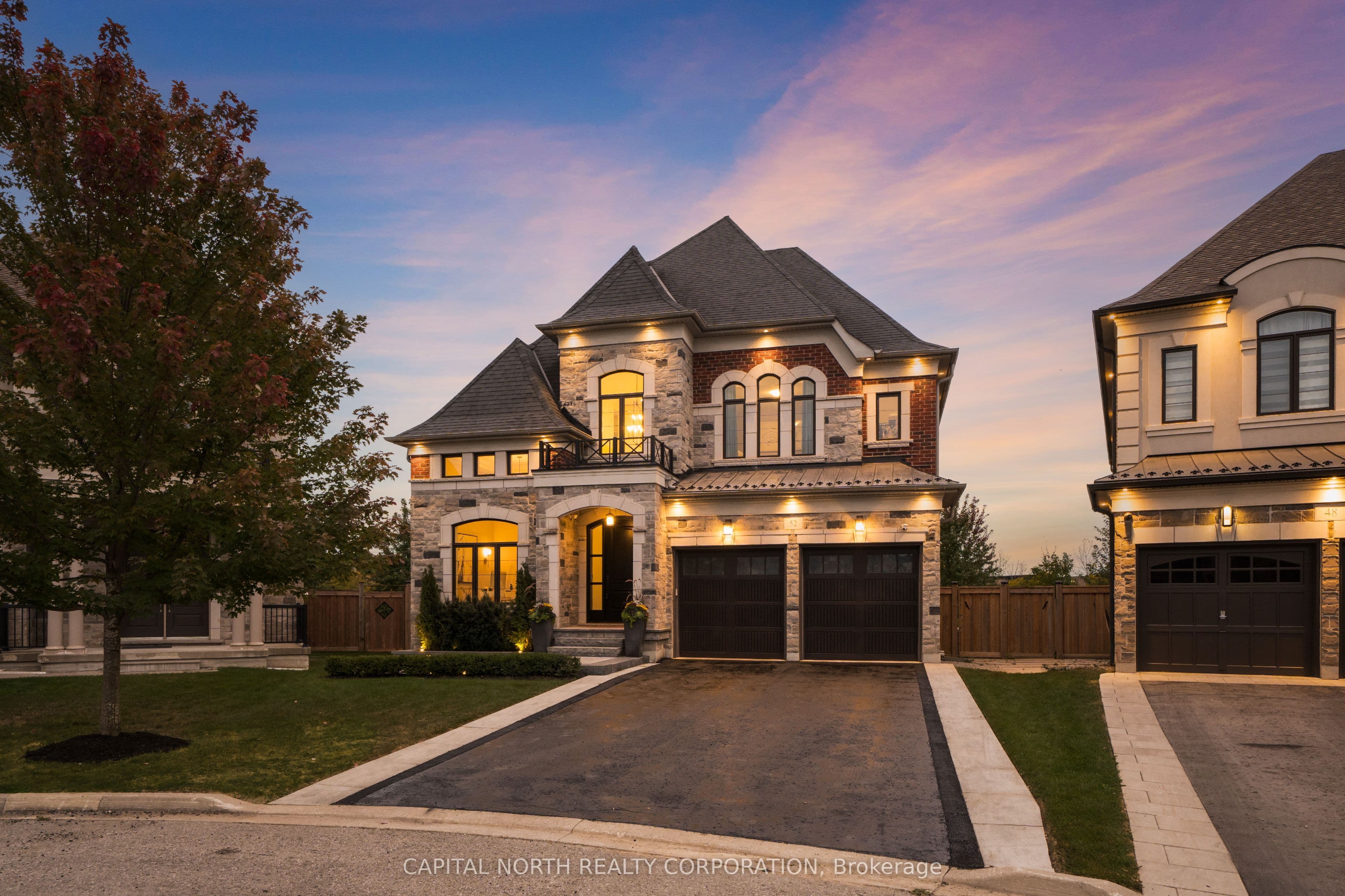 52 Mike Boshevski Court, Aurora, ON L4G 3G7