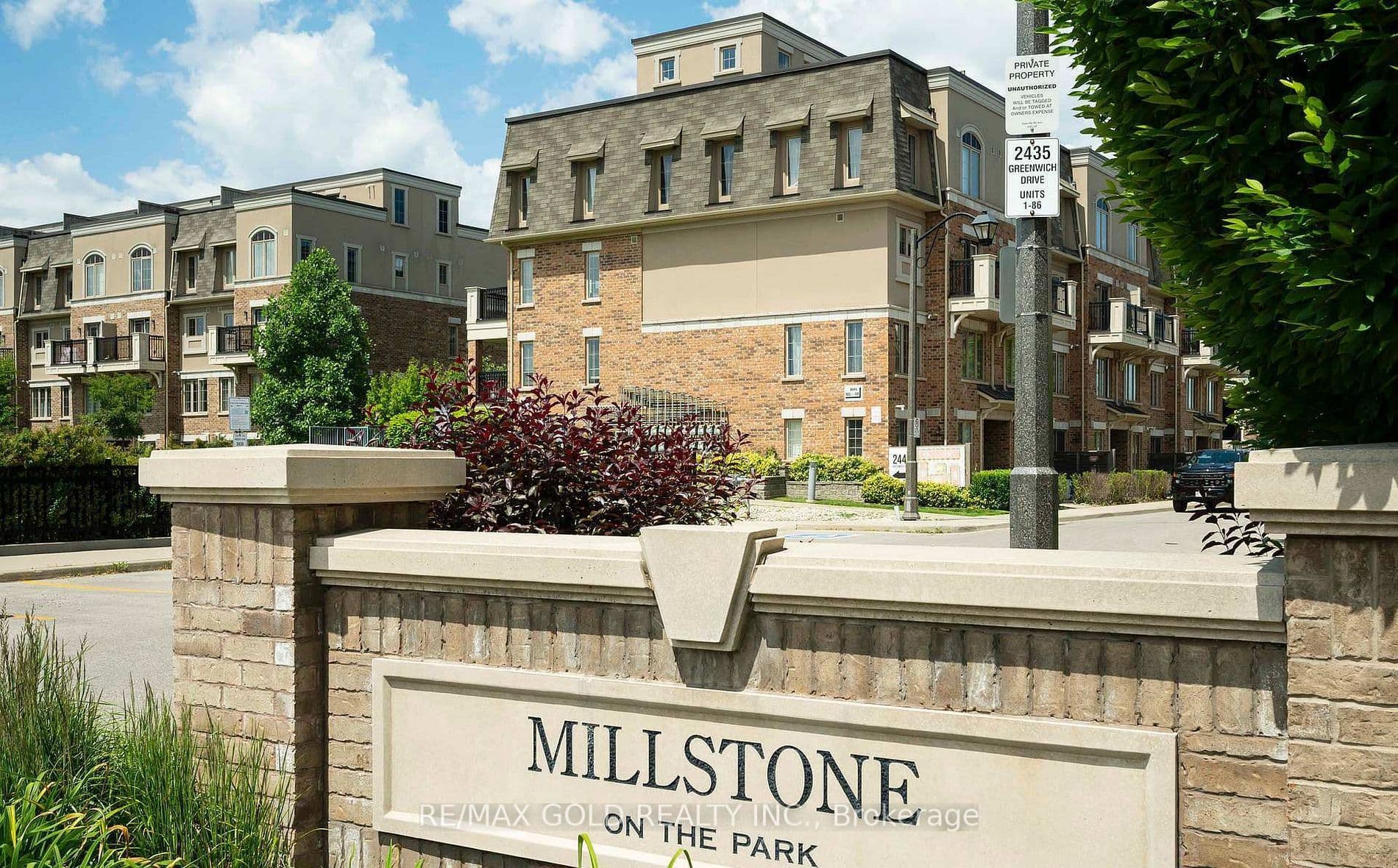 2441 Greenwich Drive 107, Oakville, ON L6M 0S3