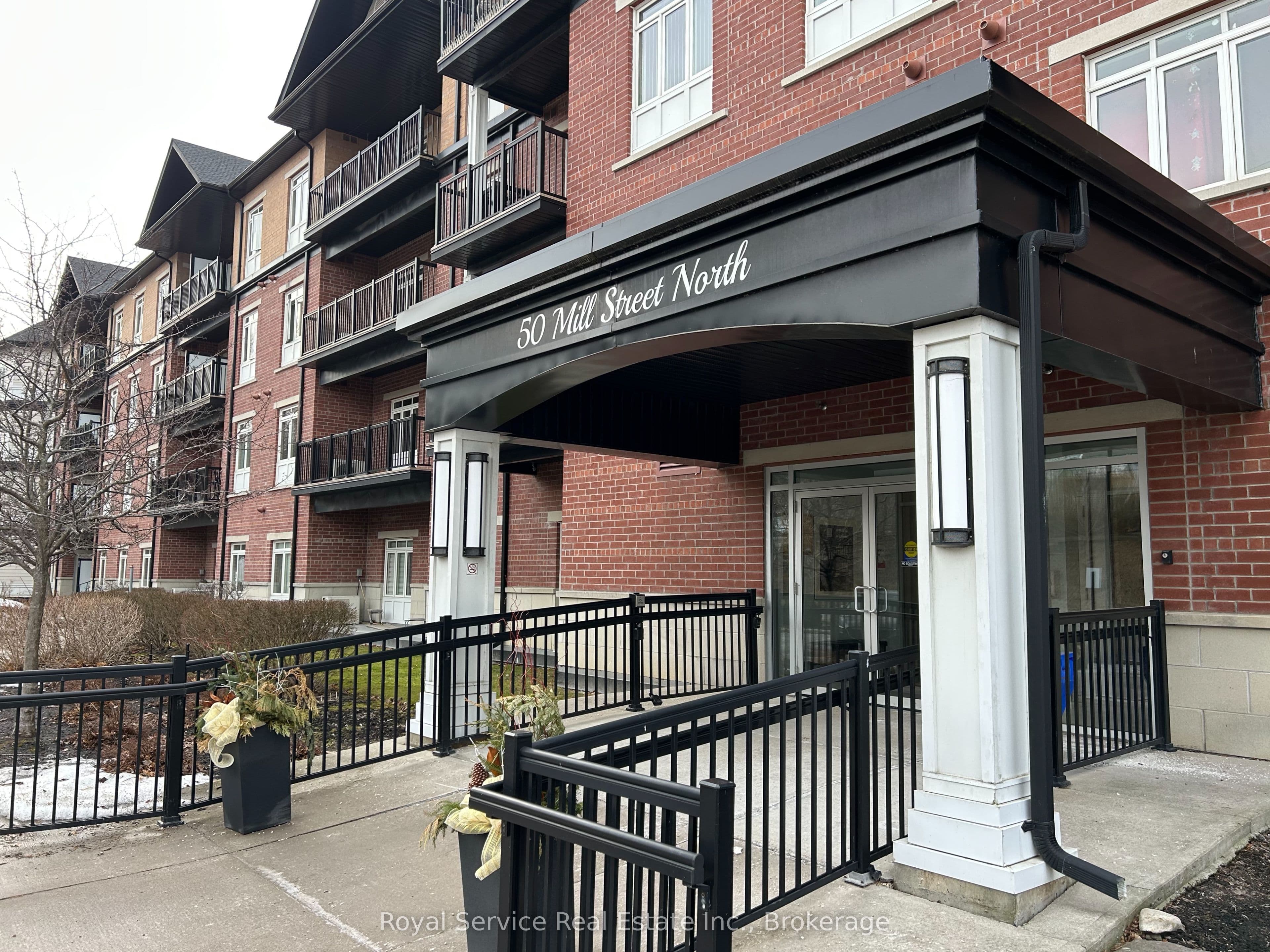 50 Mill Street N 309, Port Hope, ON L1A 2T2