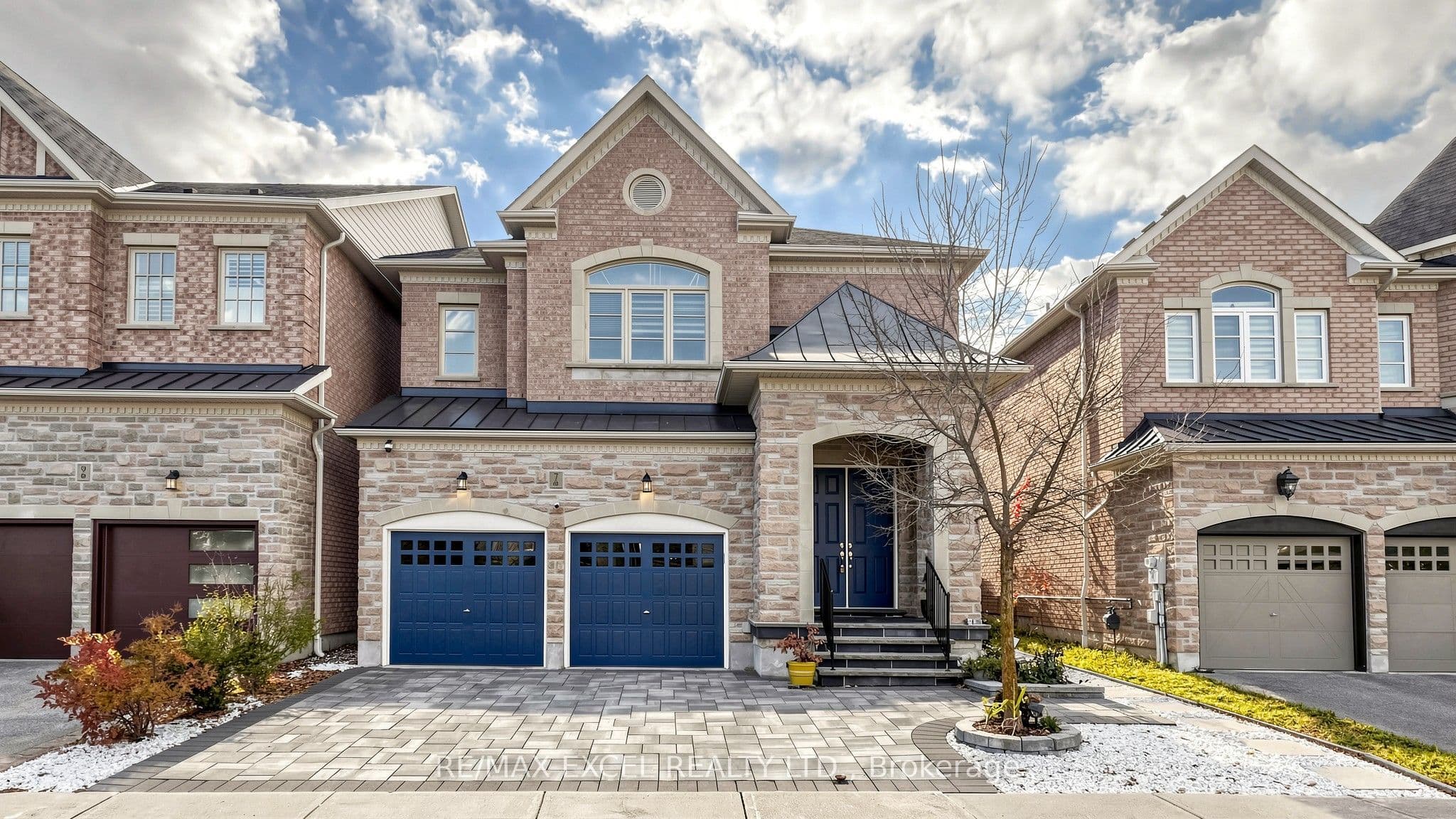 7 Sundew Lane, Richmond Hill, ON L4E 1C3