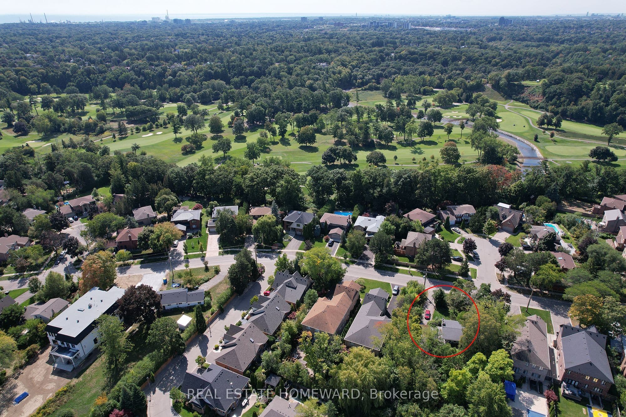 2441 Old Carriage Road, Mississauga, ON L5C 1Y6