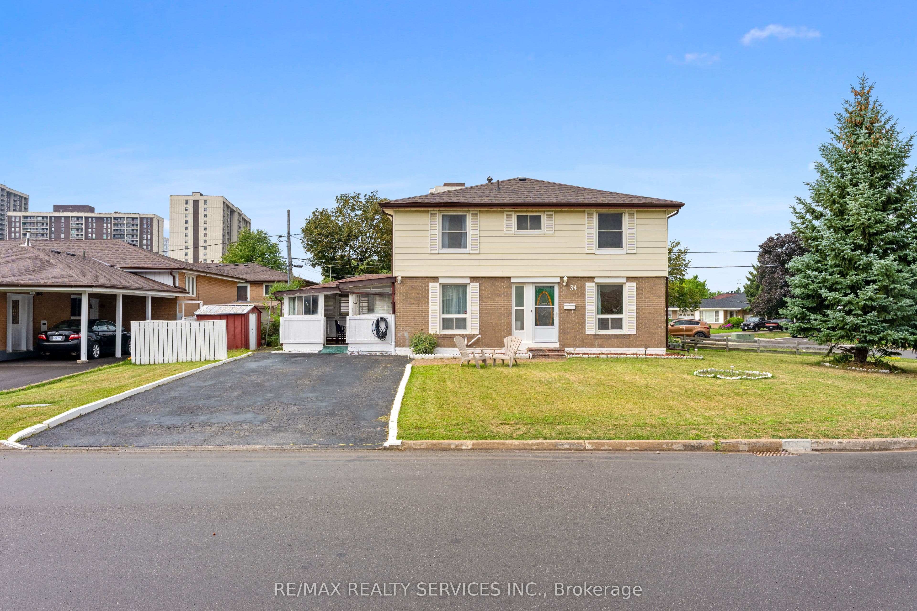 34 Cathcart Crescent, Brampton, ON L6T 2A5