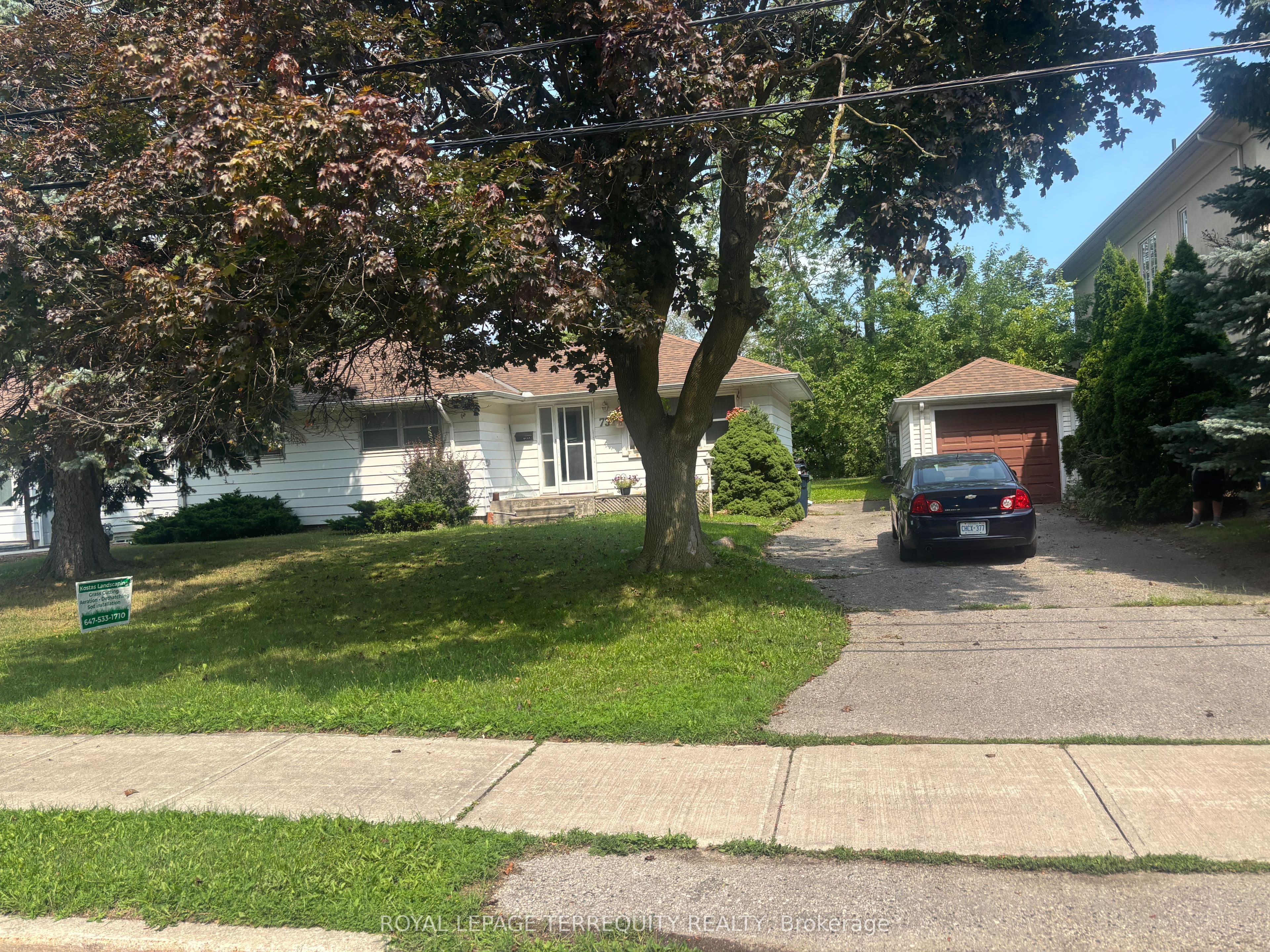 73 Aragon Avenue, Toronto, ON M1T 1Y1