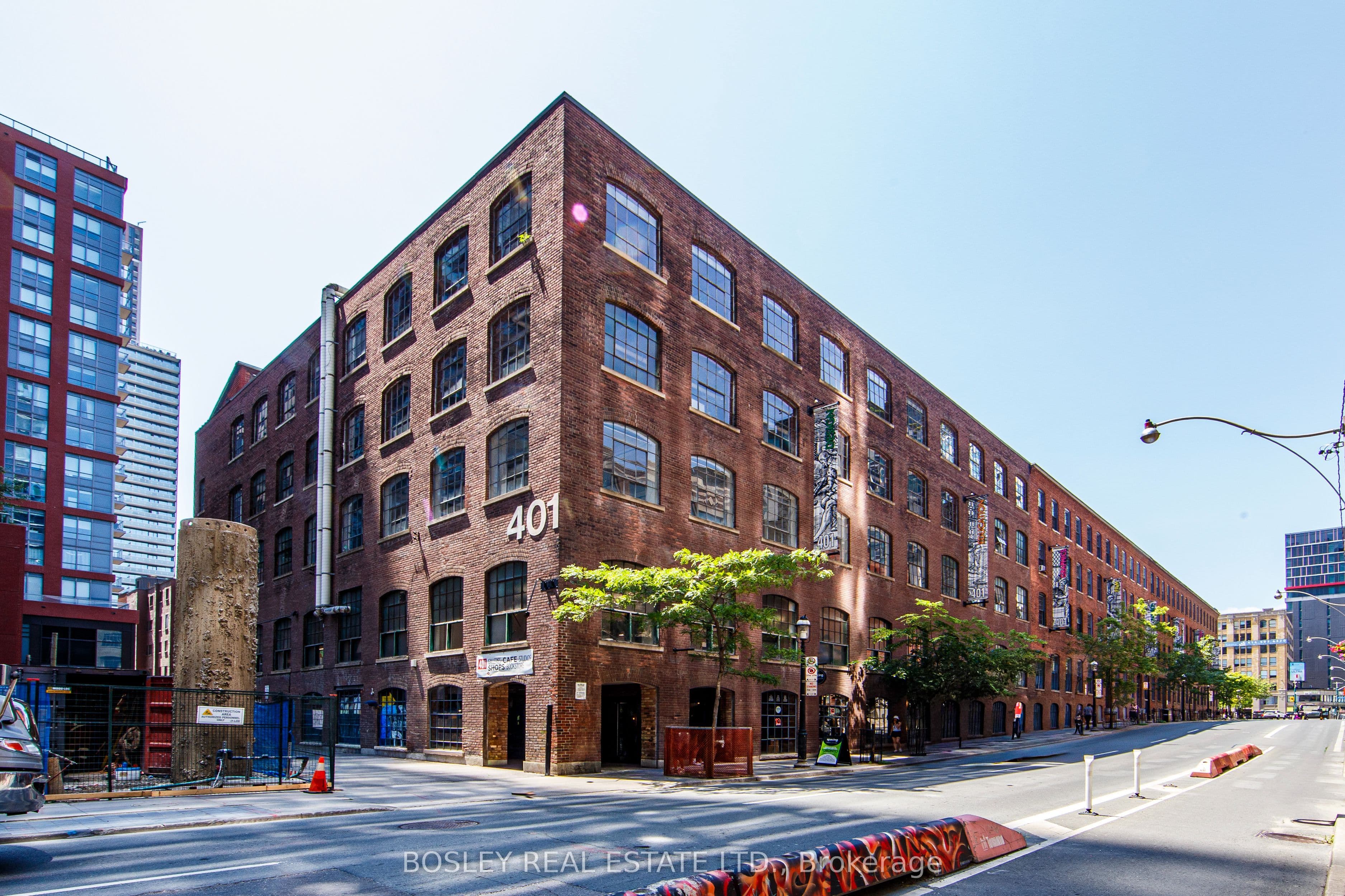 401 Richmond Street W 208, Toronto, ON M5V 3A8