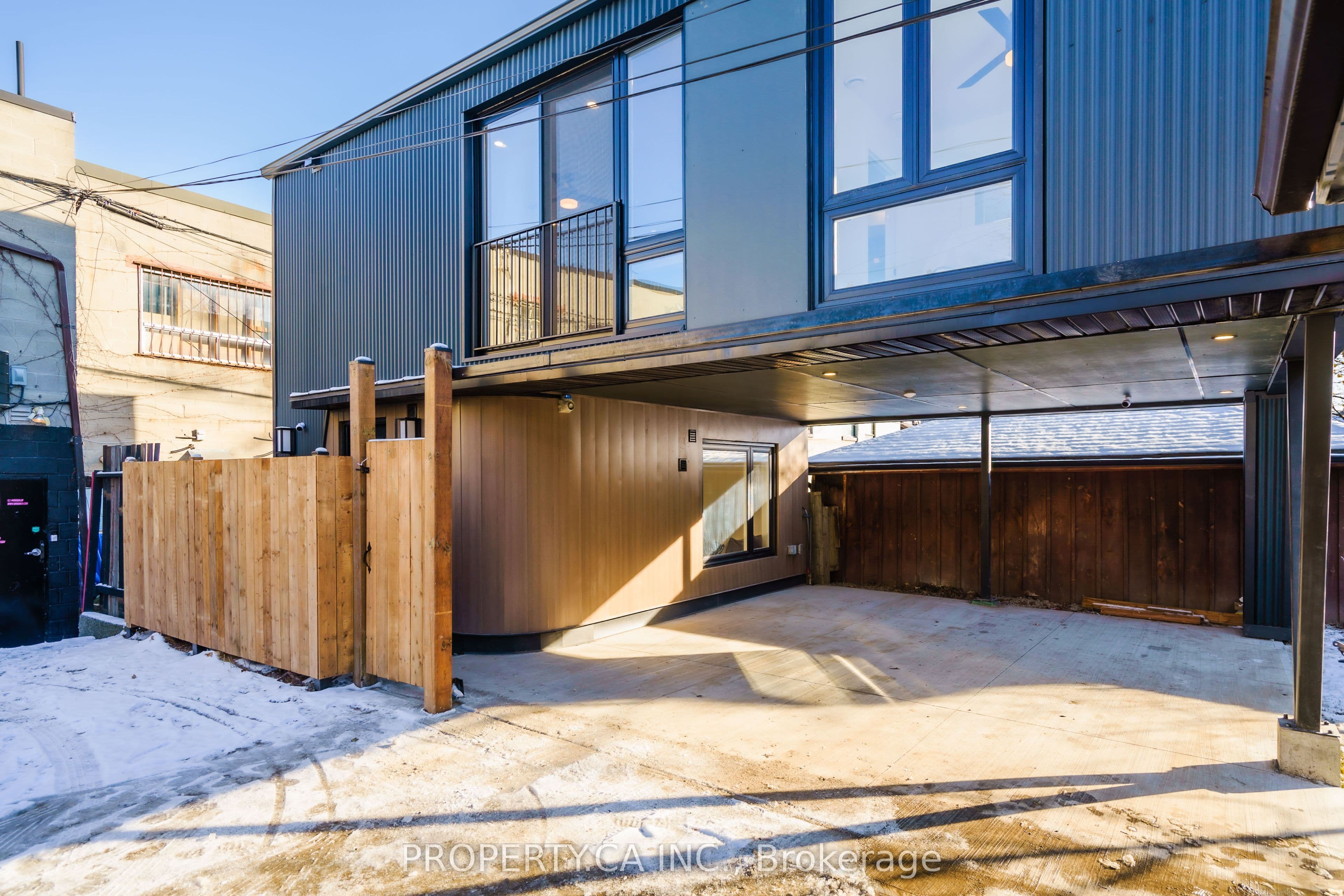 147 Denison Avenue Laneway, Toronto, ON M5T 2N2