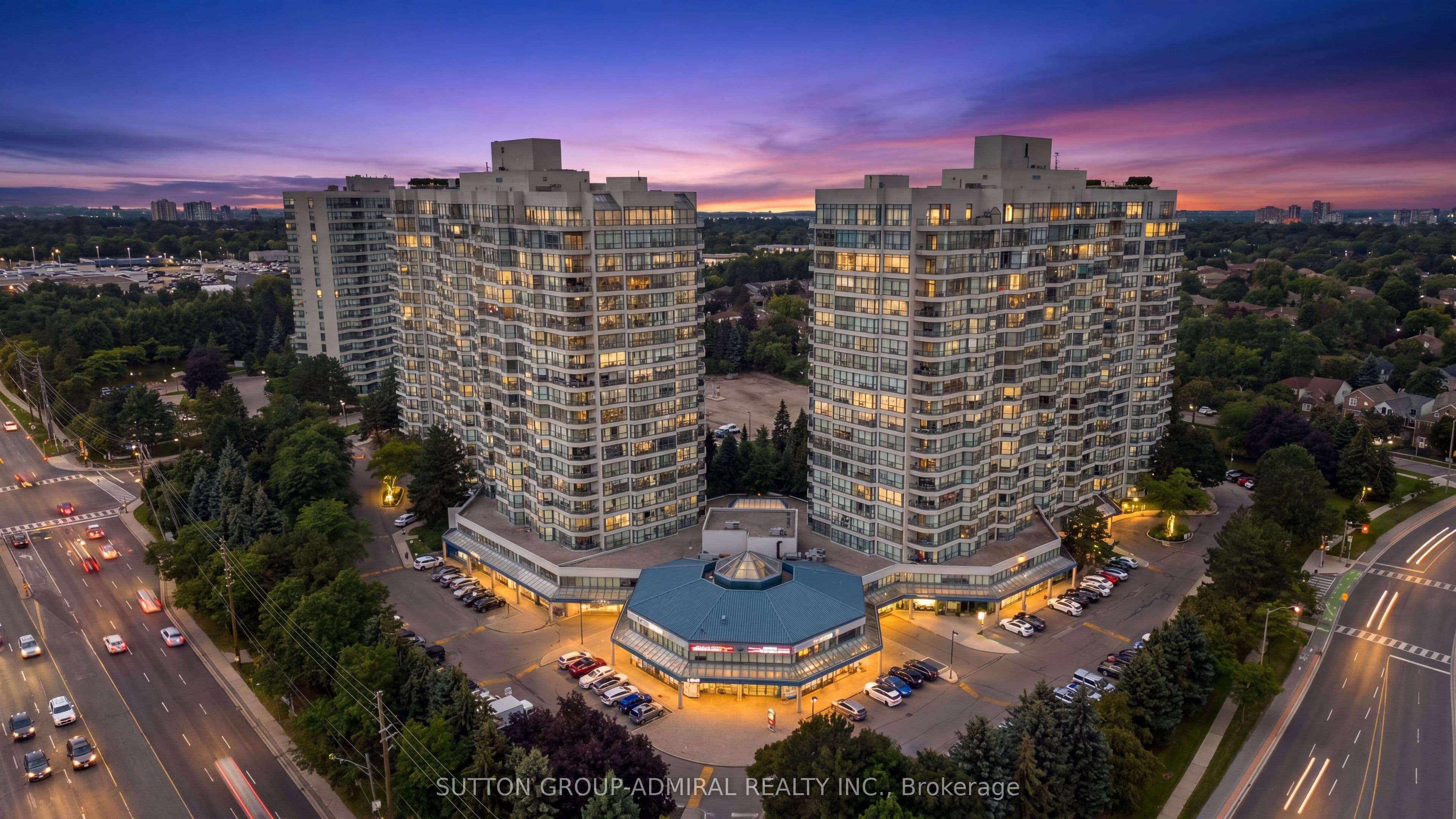 7300 Yonge Street 1801, Vaughan, ON L4J 7Y5