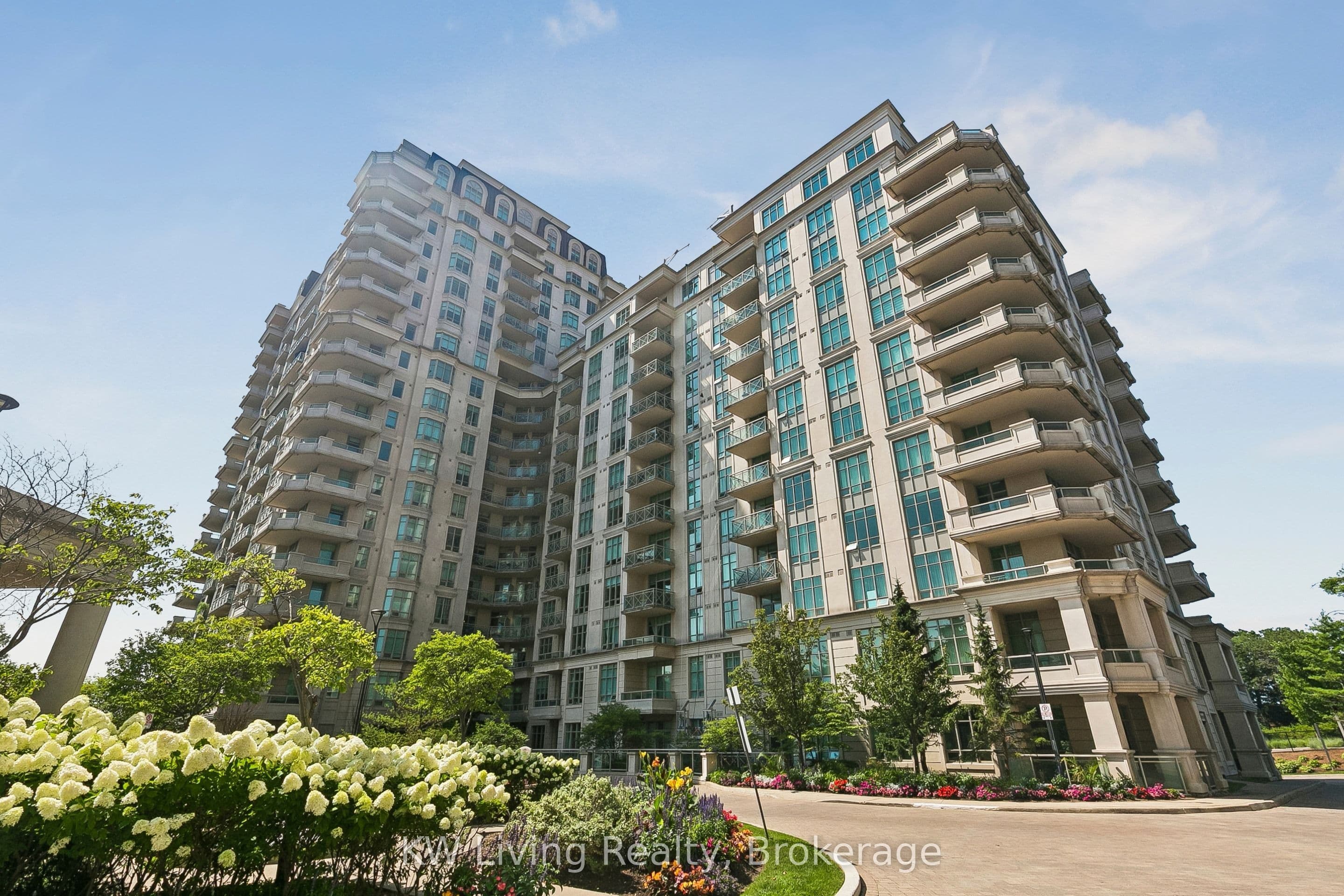10 Bloorview Place 1511, Toronto, ON M2J 0B1