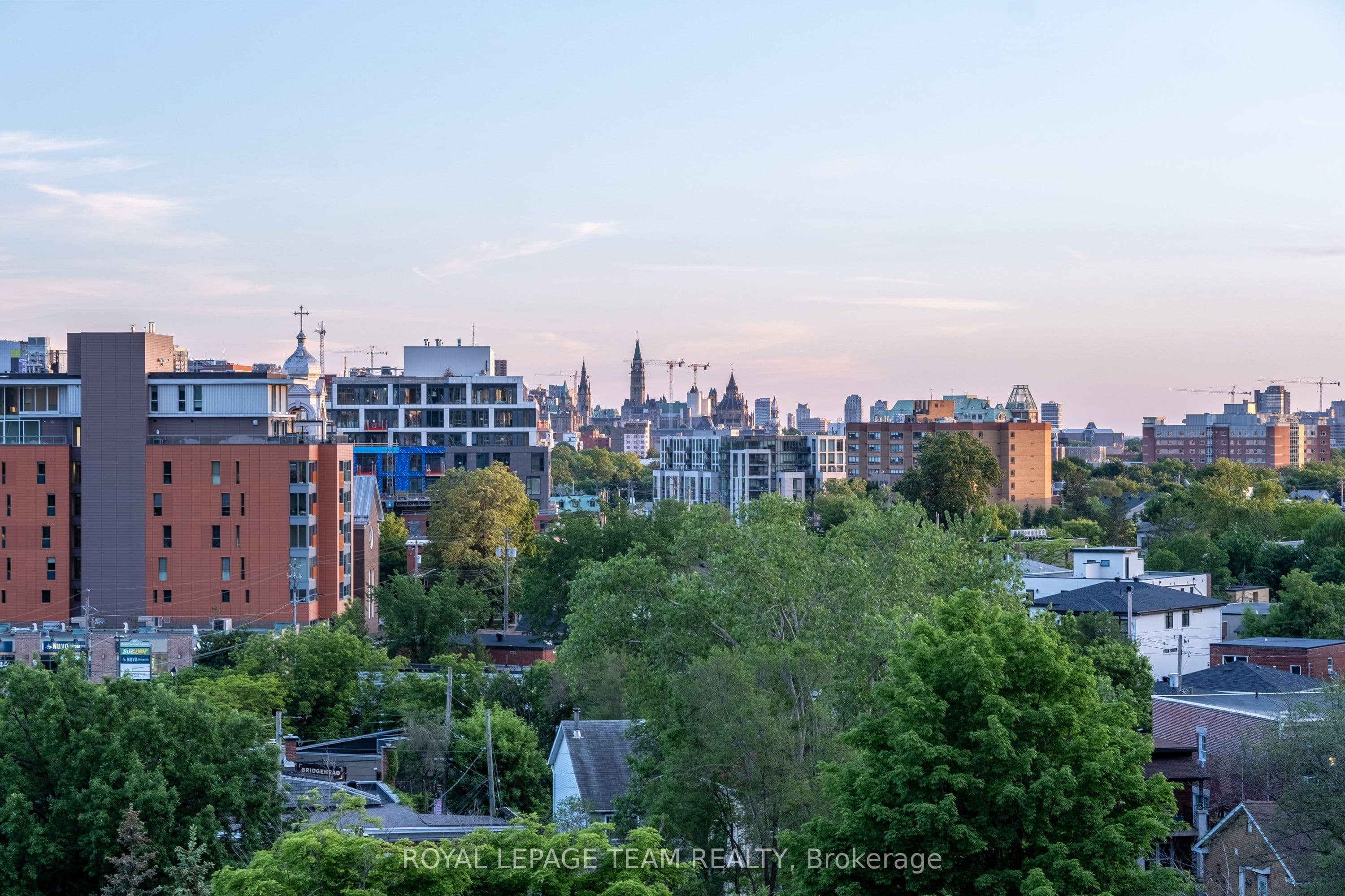 7 Marquette Avenue 506, Vanier and Kingsview Park, ON K1L 8A7