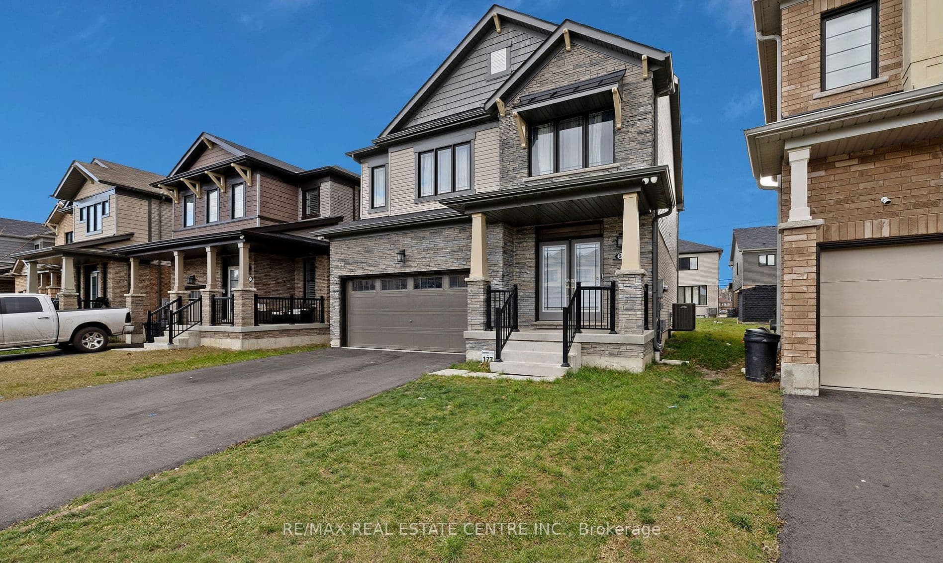 55 Magdalena Street, Hamilton, ON L8J 0M3