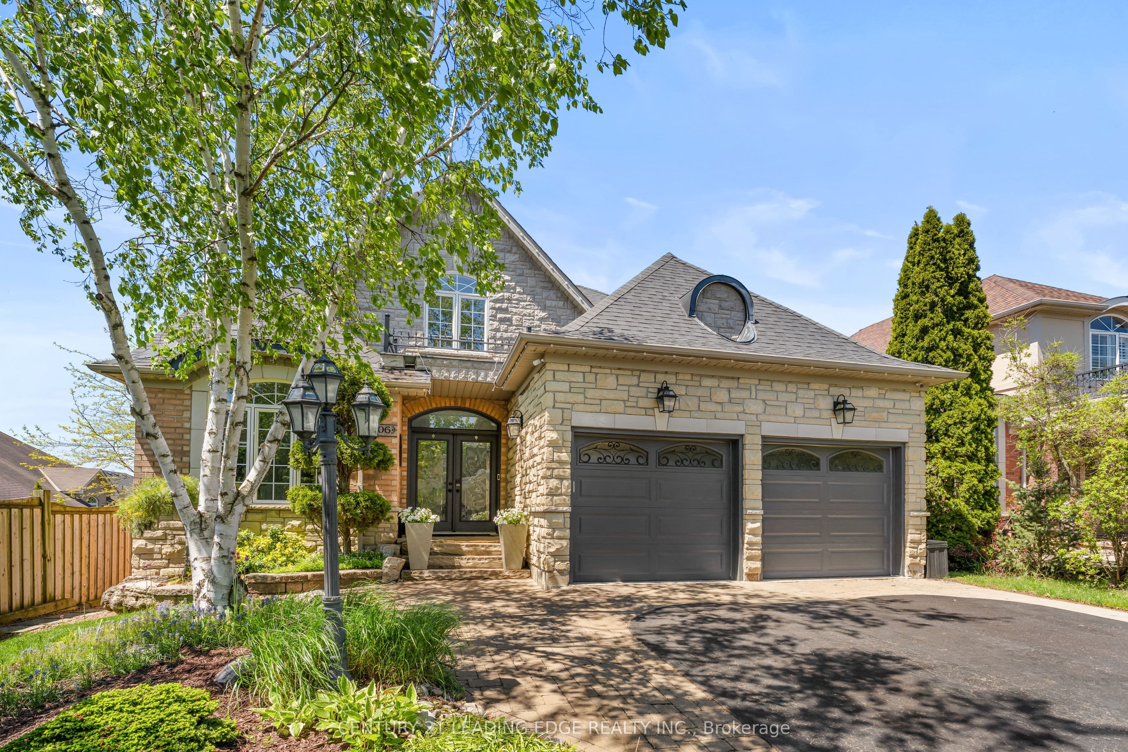 106 Mackey Drive, Whitby, ON L1P 1R5