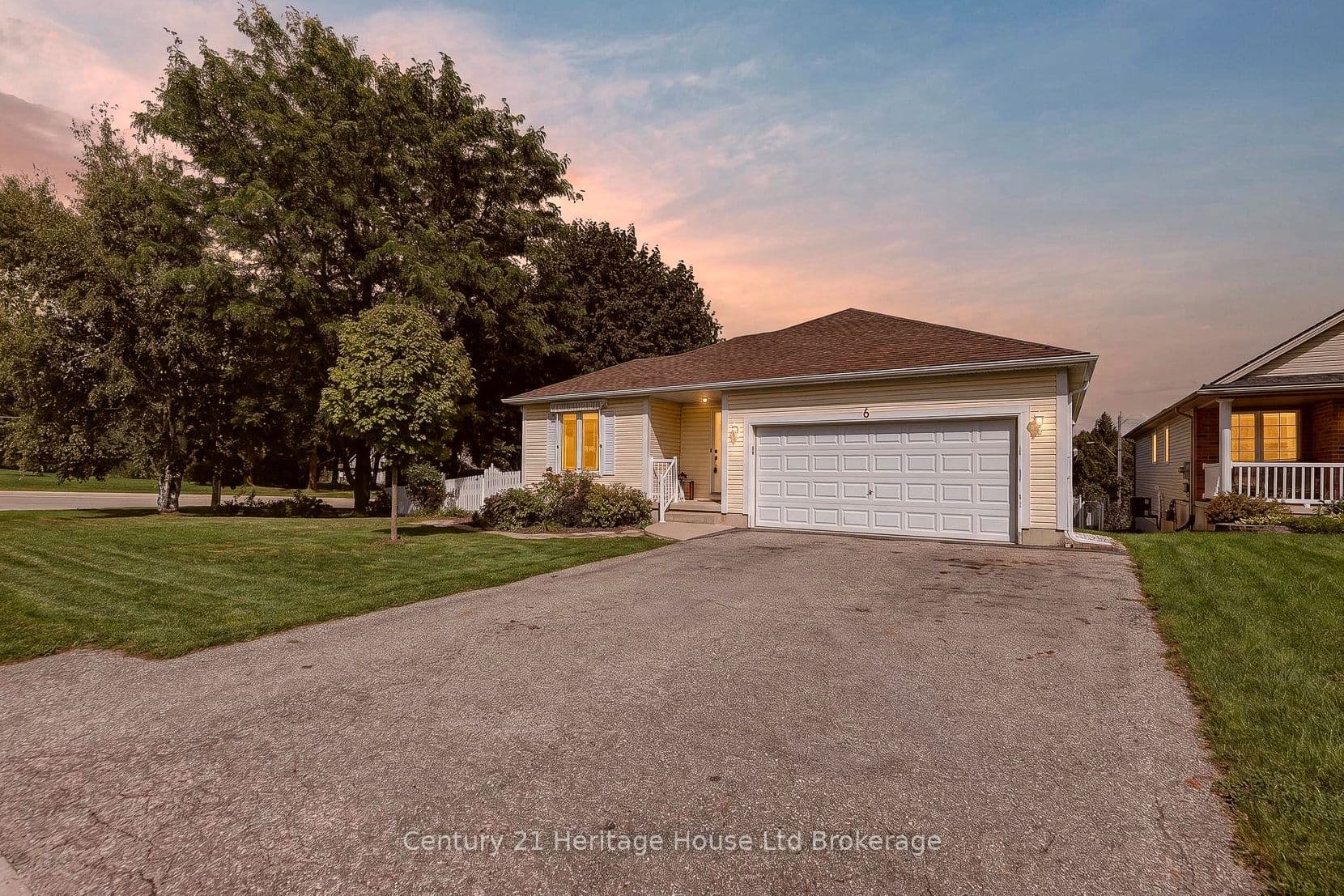6 Crusoe Place, Ingersoll, ON N5C 4G2