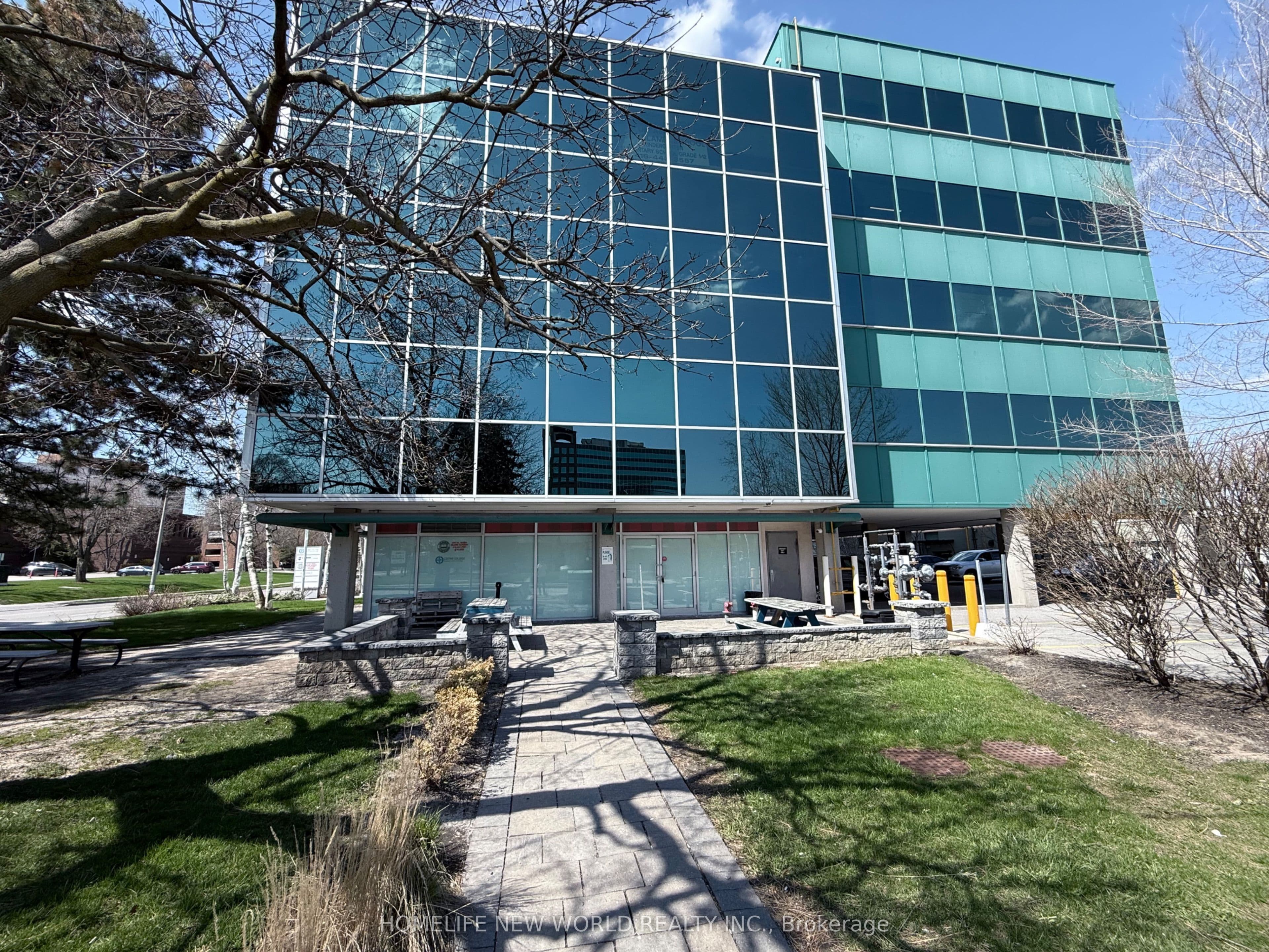 265 Yorkland Boulevard 101, Toronto, ON M2J 1S5