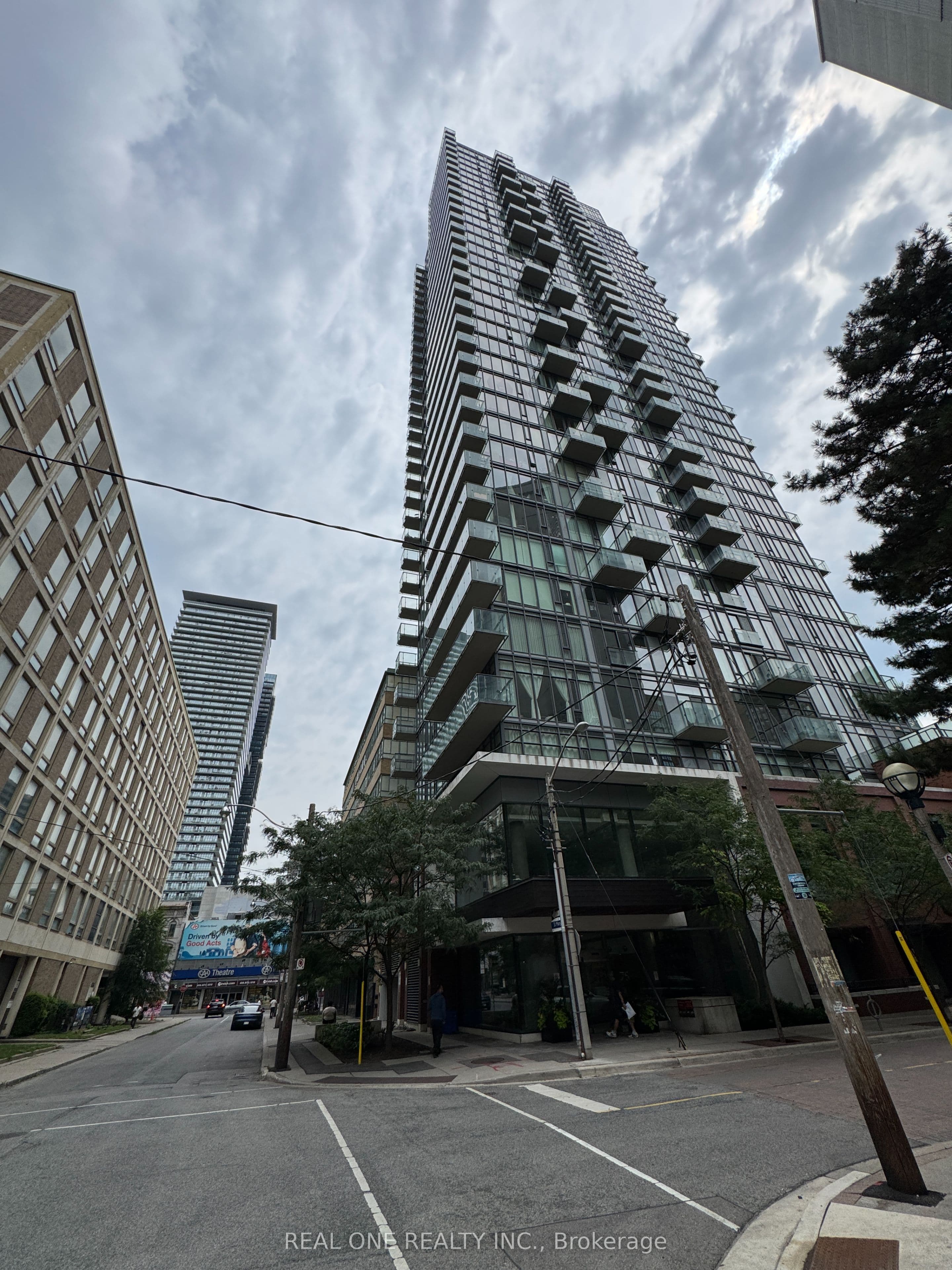 75 St Nicholas Street TH1, Toronto, ON M4Y 0A5