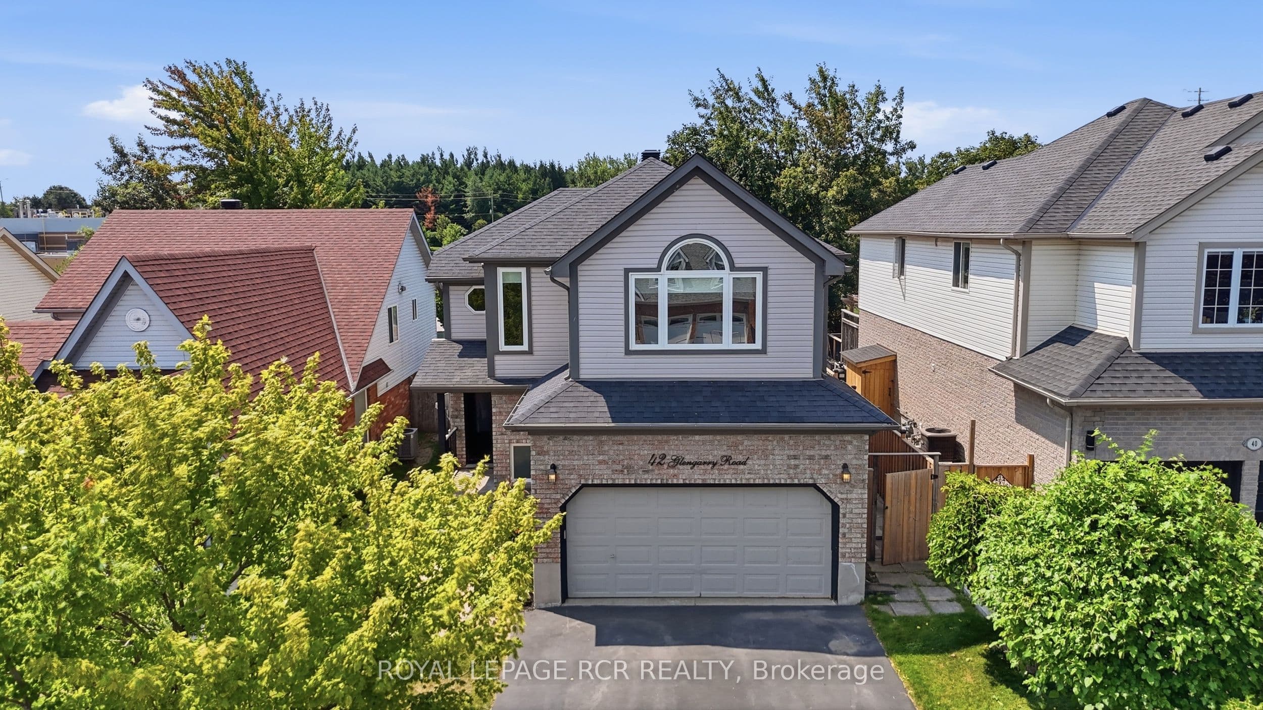 42 Glengarry Road, Orangeville, ON L9W 5A4