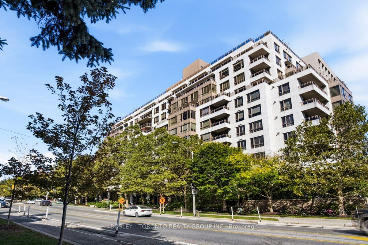 2662 Bloor Street W 1001, Toronto, ON M8X 2Z7