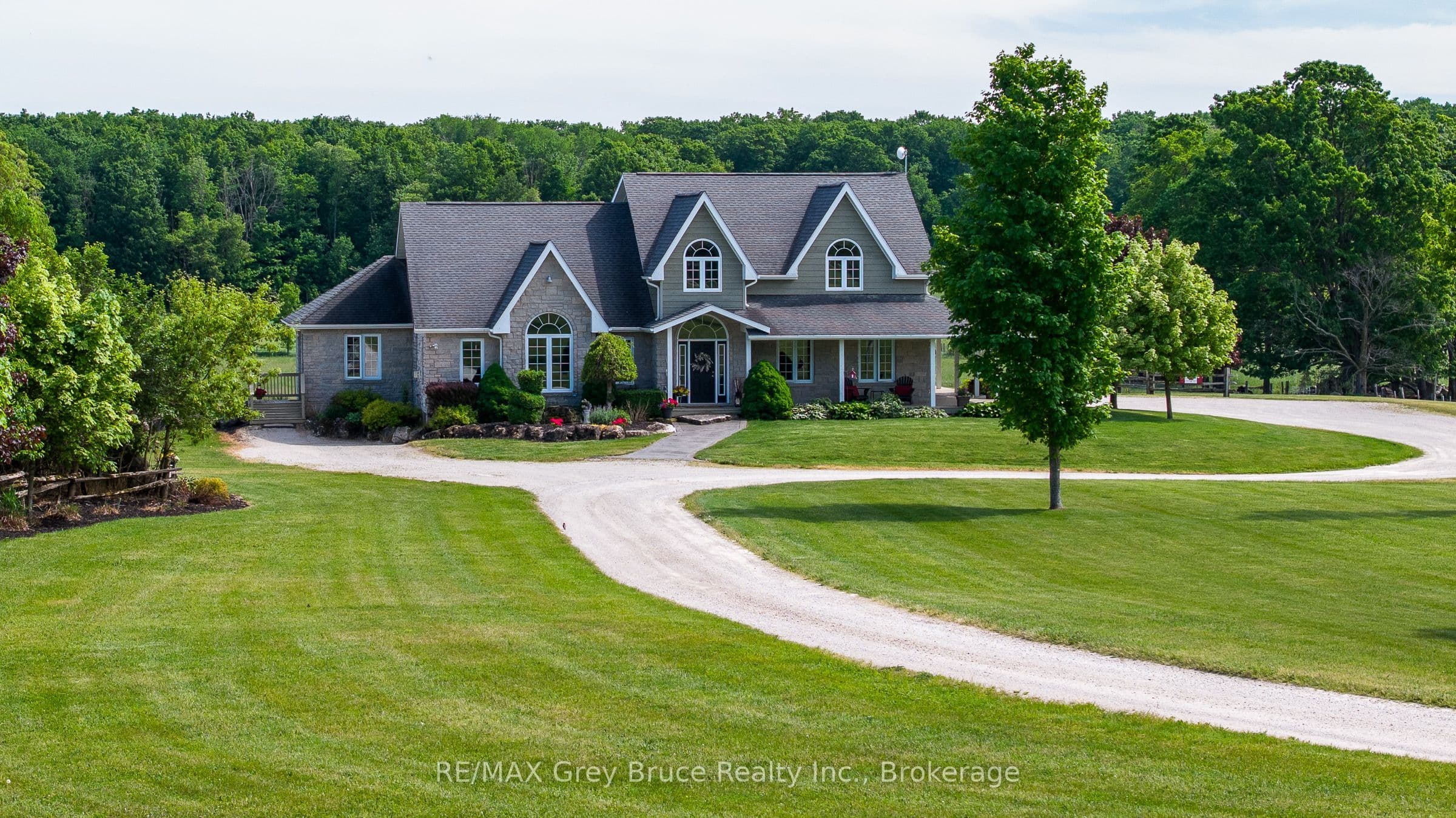 122152 Sideroad 12, Georgian Bluffs, ON N4K 5N5
