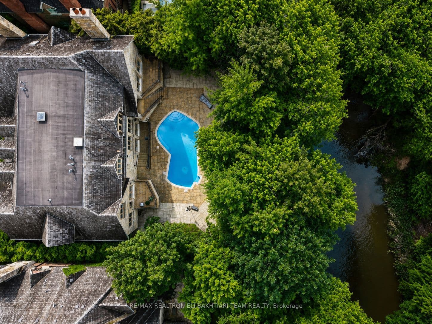 14 St Margarets Drive, Toronto, ON M4N 3E5