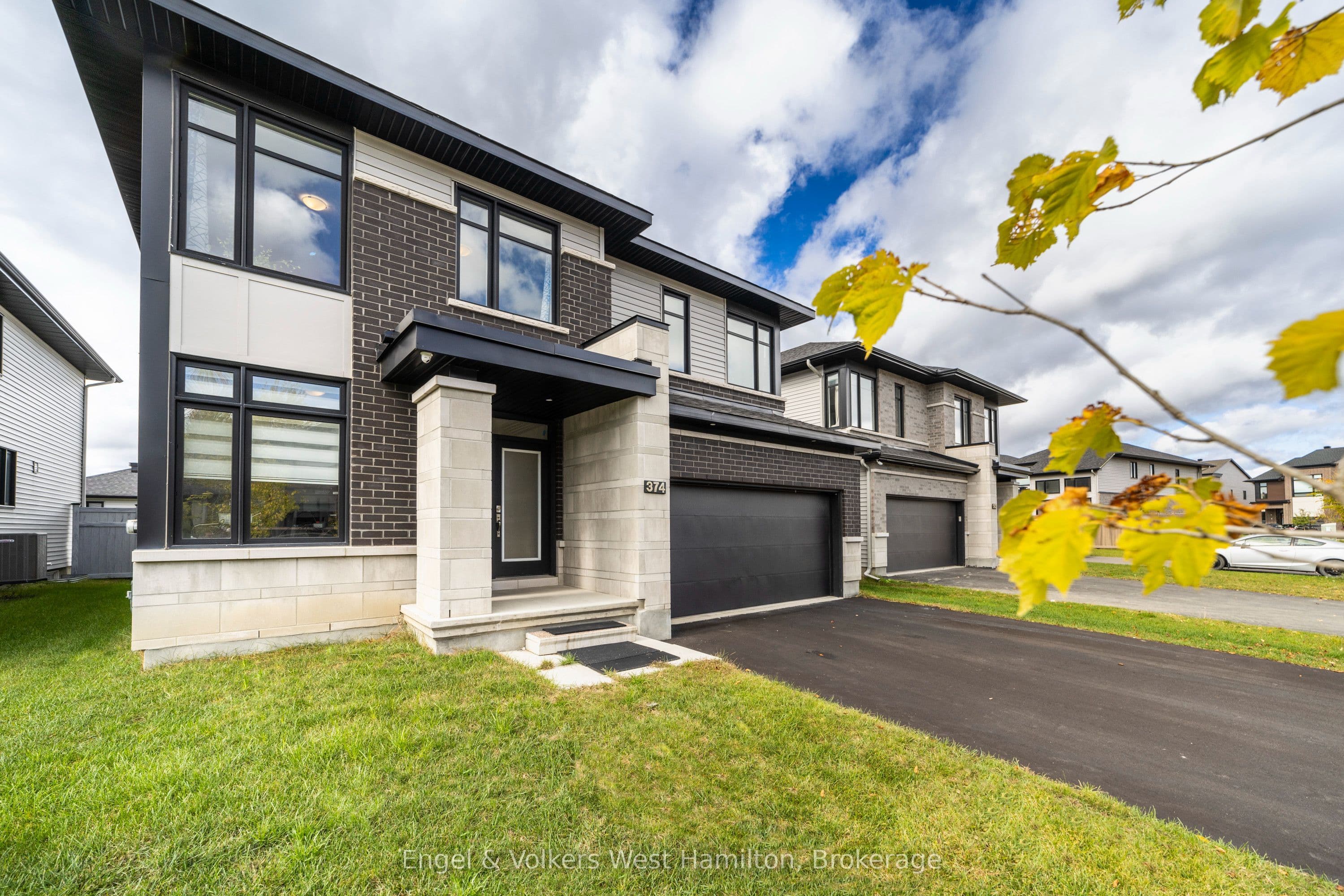 374 Big Dipper Street, Blossom Park - Airport and Area, ON K4M 0J3