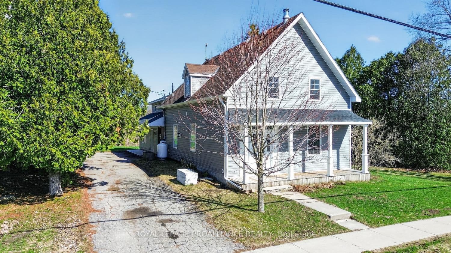 13 King Street, Rideau Lakes, ON K0E 1G0
