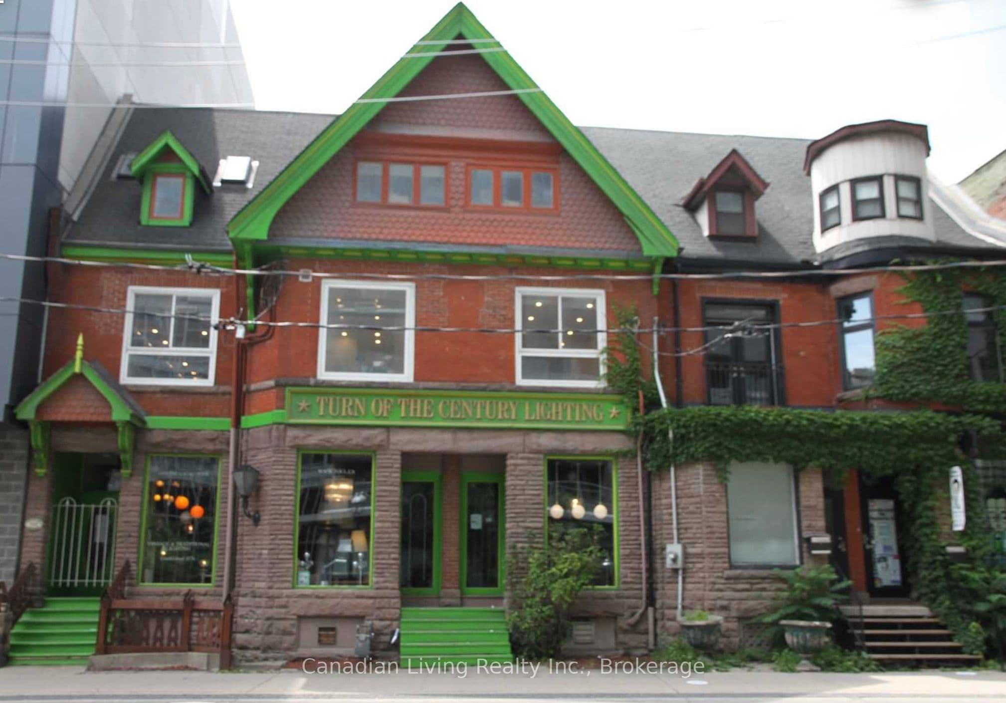 112 (Basement) Sherbourne Street, Toronto, ON M5A 2R2
