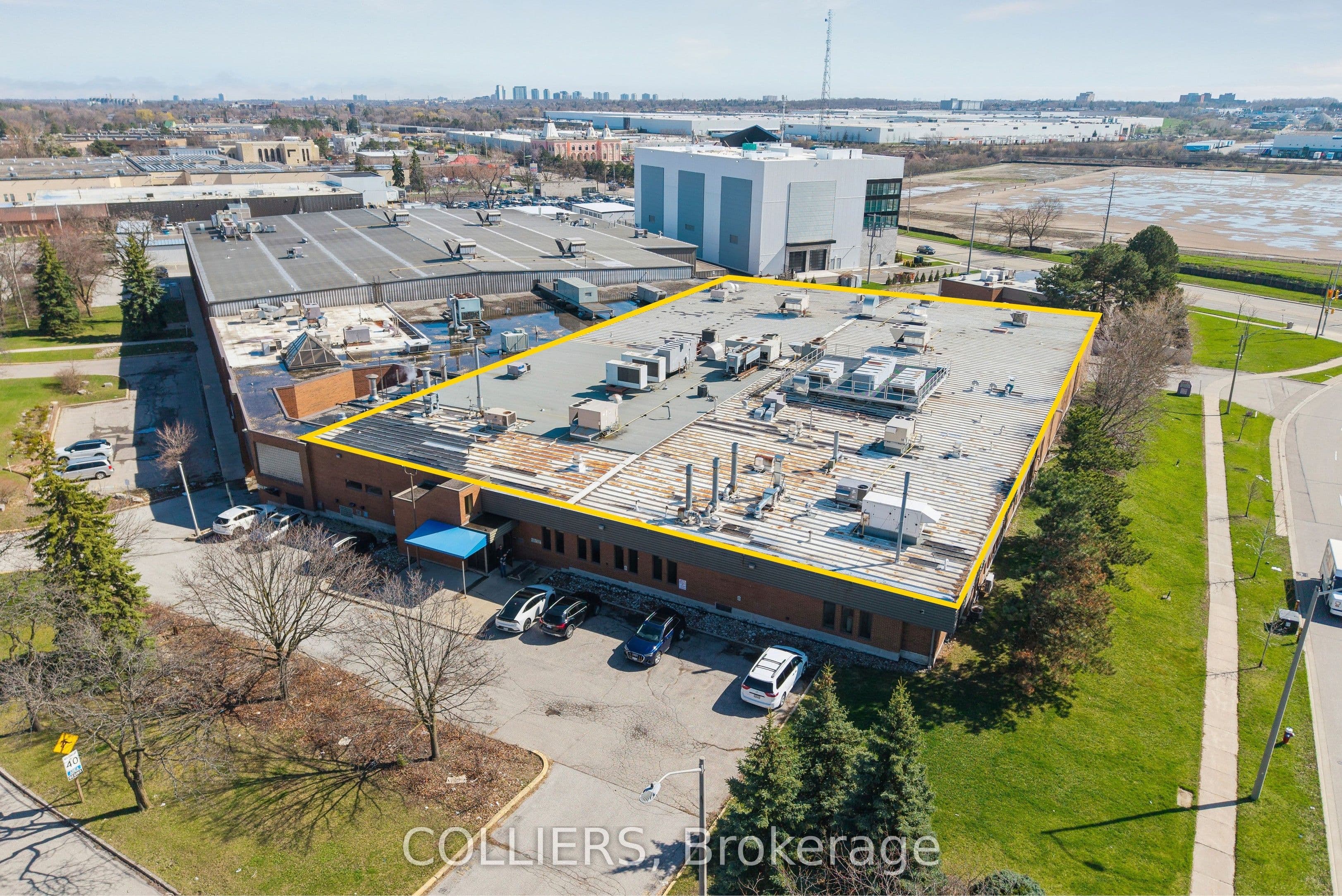 6515 Kitimat Road B, Mississauga, ON L5N 2X5
