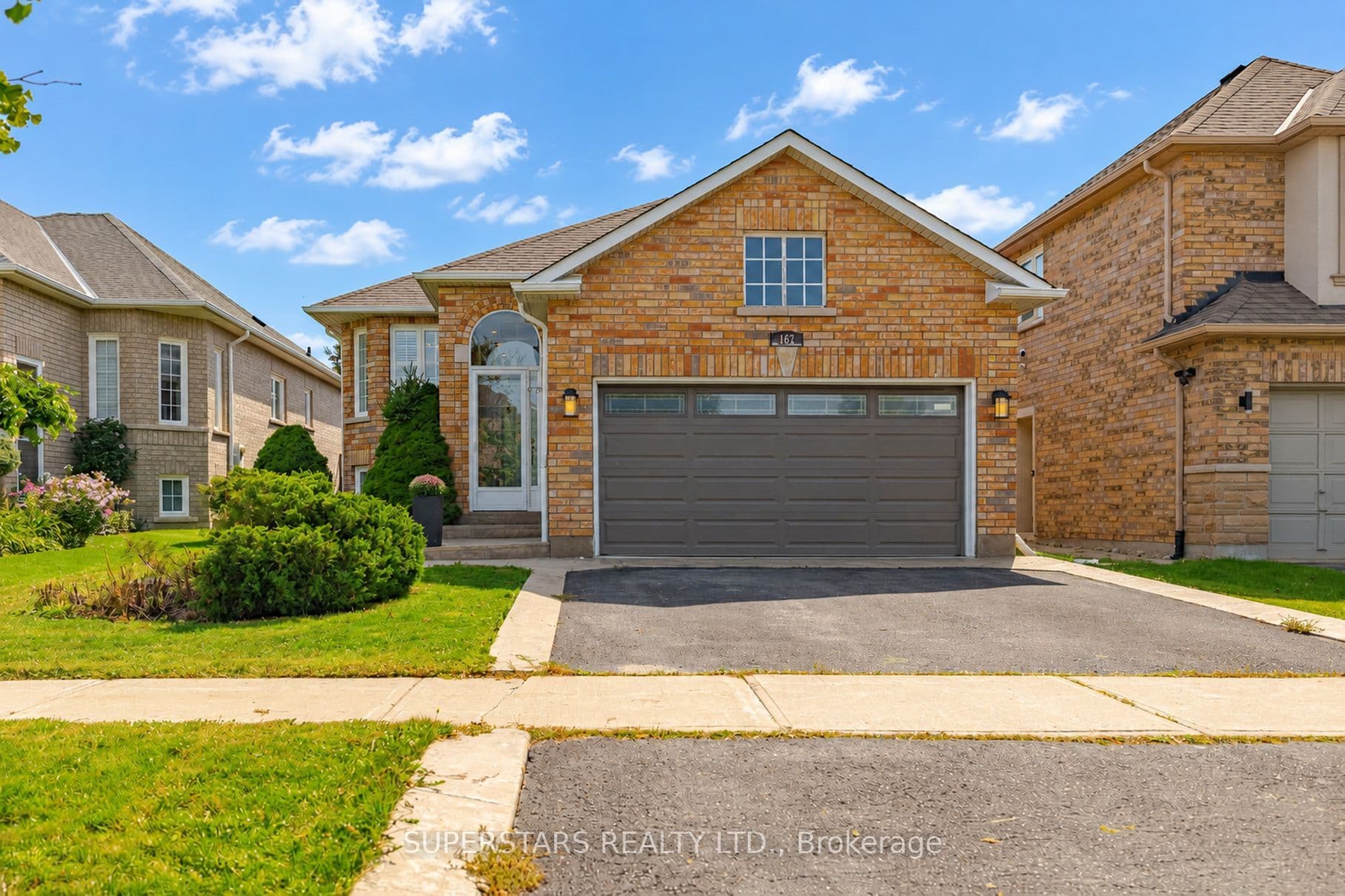 167 Humberland Drive, Richmond Hill, ON L4E 3S9