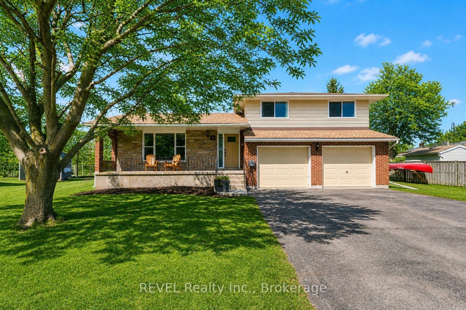 21 Lena Crescent, Port Colborne, ON L3K 5X3