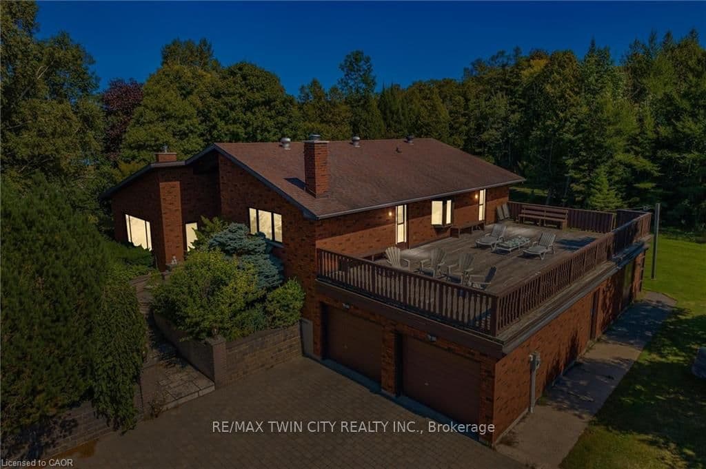 74 W Miramichi Bay Road, Saugeen Shores, ON N0H 2C6