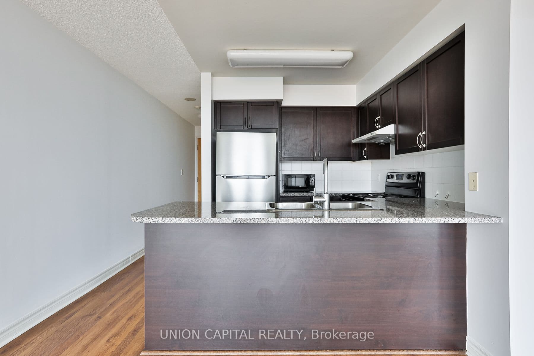 88 Grangeway Avenue 1801, Toronto, ON M1H 0A2