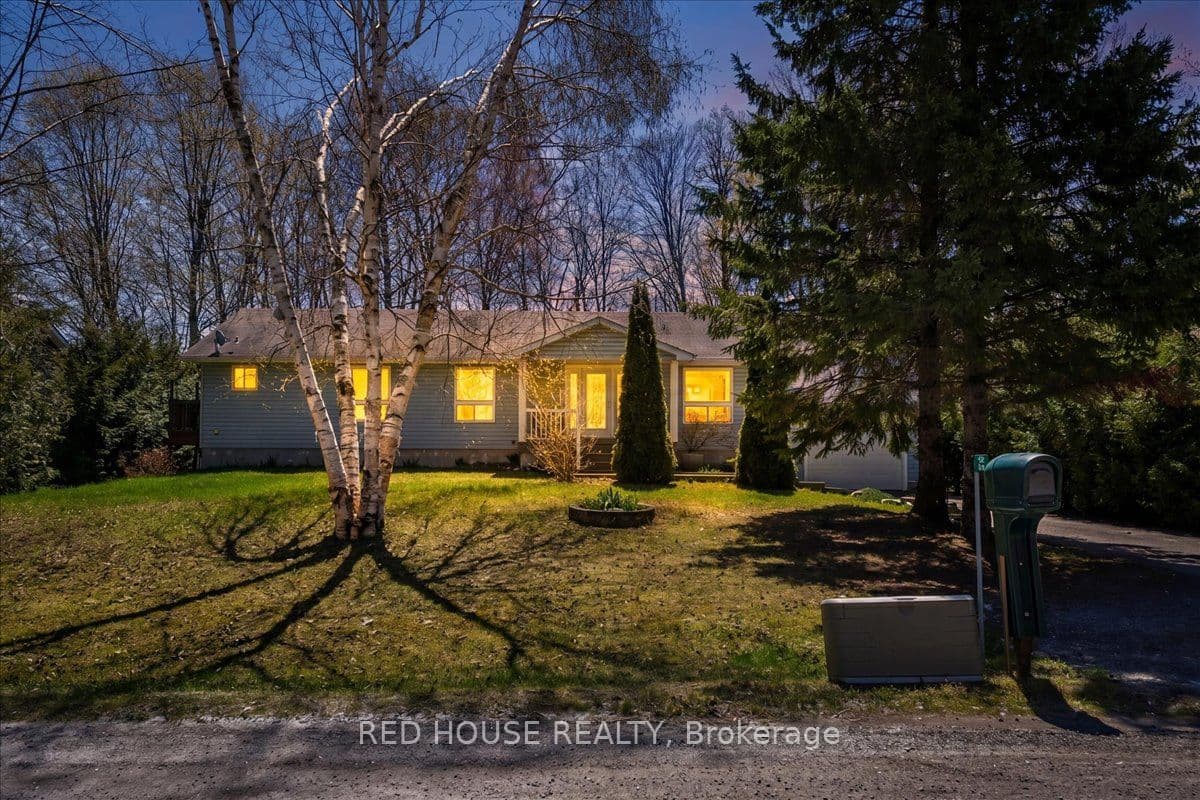 32 Mcleish Drive, Kawartha Lakes, ON L0K 1W0