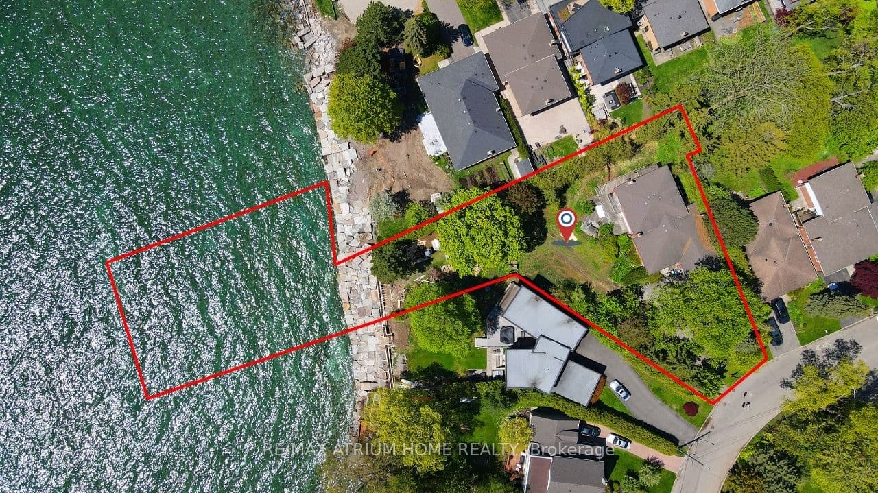 42 Cumberland Drive, Mississauga, ON L5G 3M8