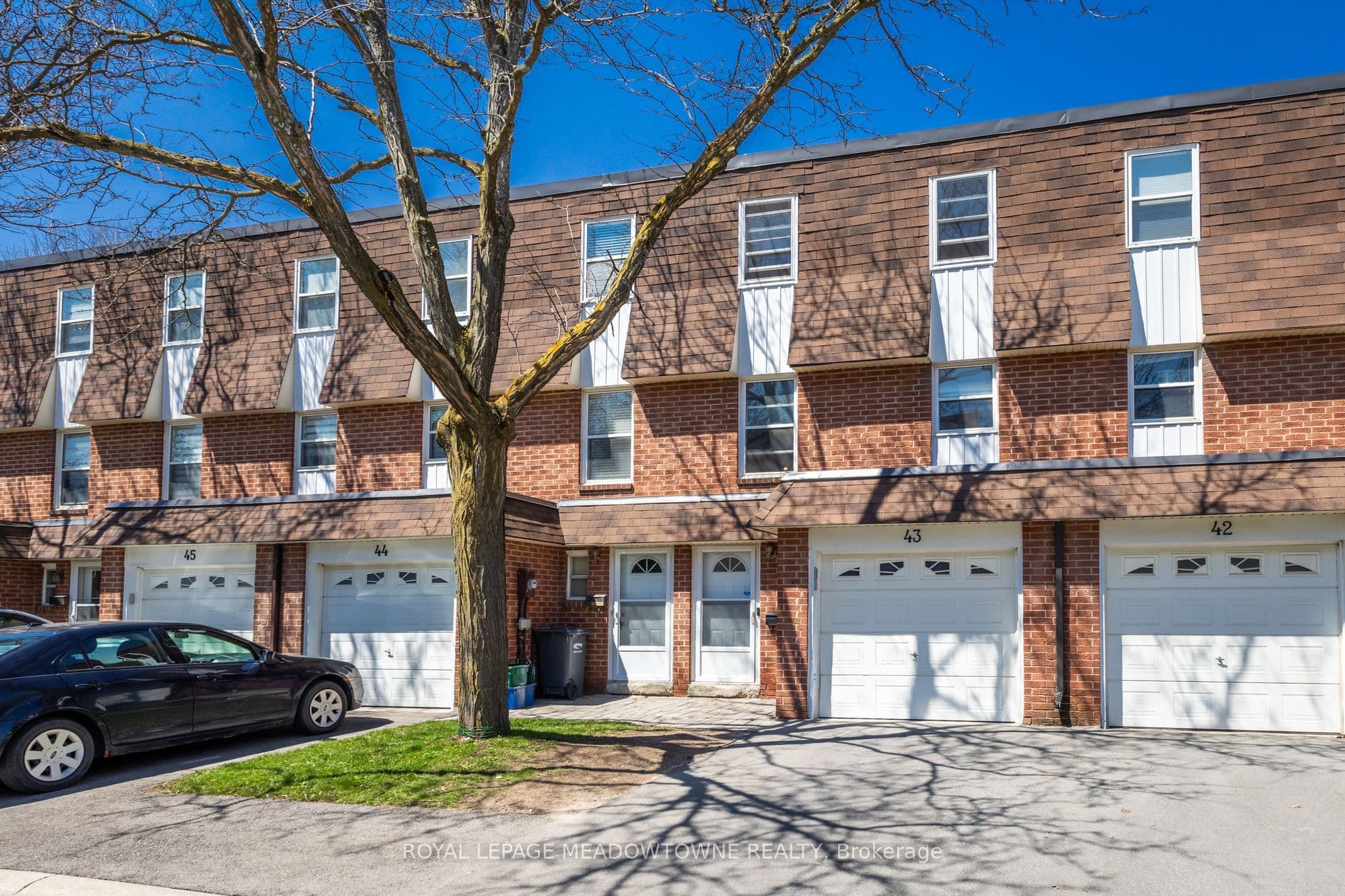 235 Bronte Street 43, Milton, ON L9T 3V8