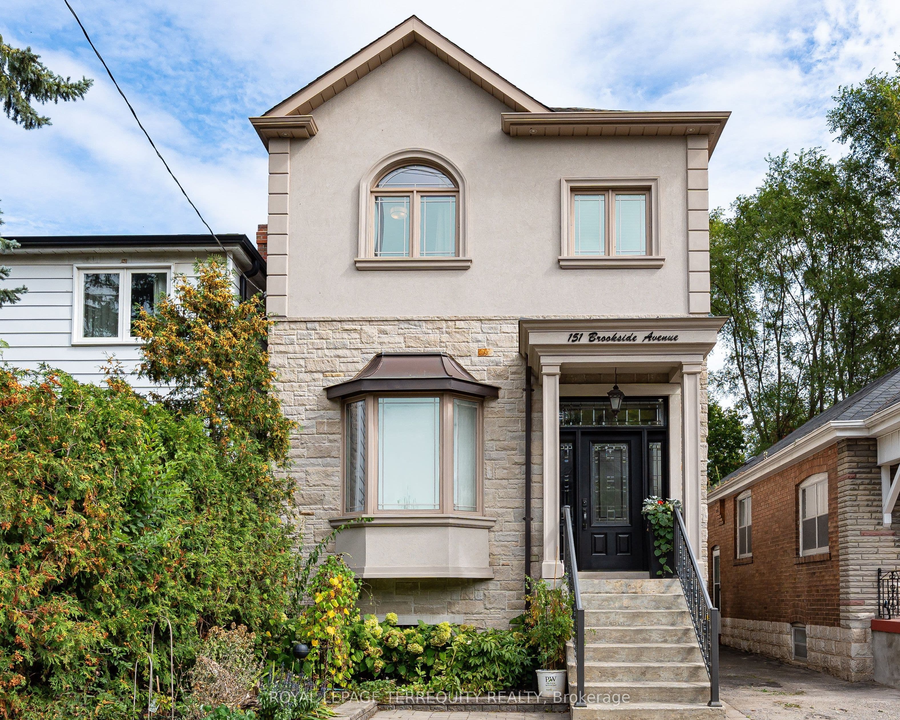 151 Brookside Avenue, Toronto, ON M6S 4G8