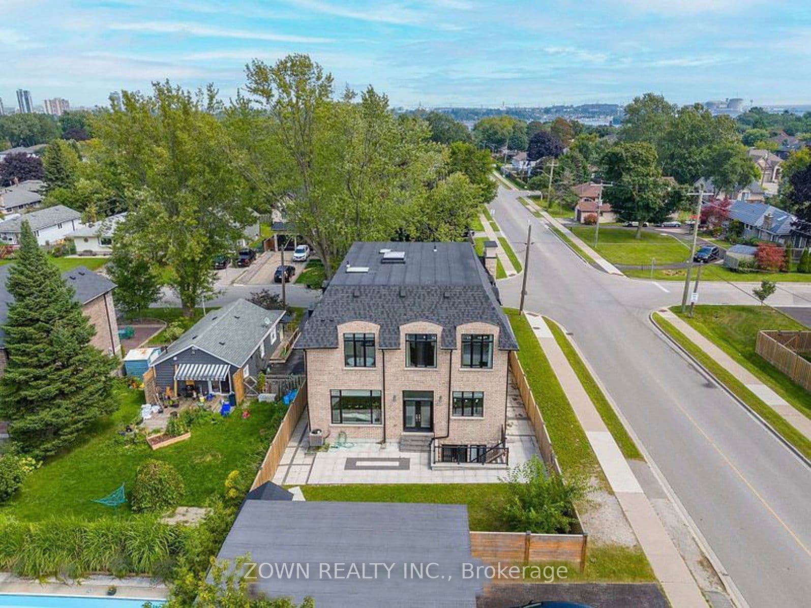 736 Hillview Crescent Basement, Pickering, ON L1W 2S1
