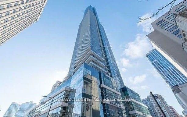 386 Yonge Street 3807, Toronto, ON M5B 0A5