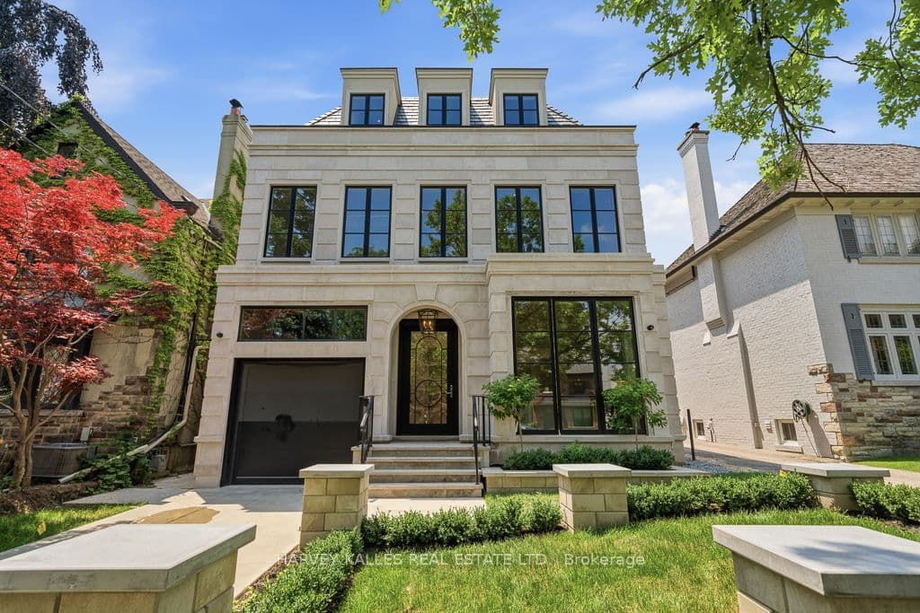 204 Forest Hill Road, Toronto, ON M5P 2N4