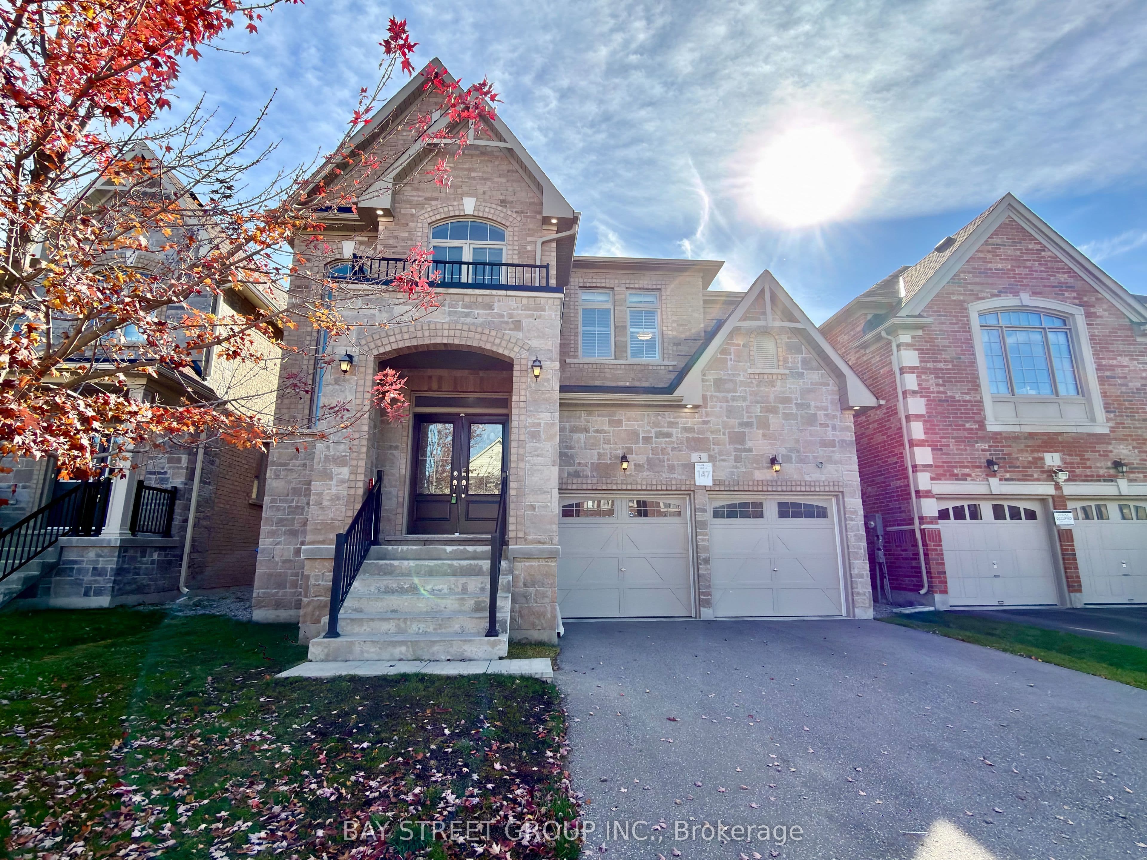 3 Manor Hampton Street, East Gwillimbury, ON L9N 0R1
