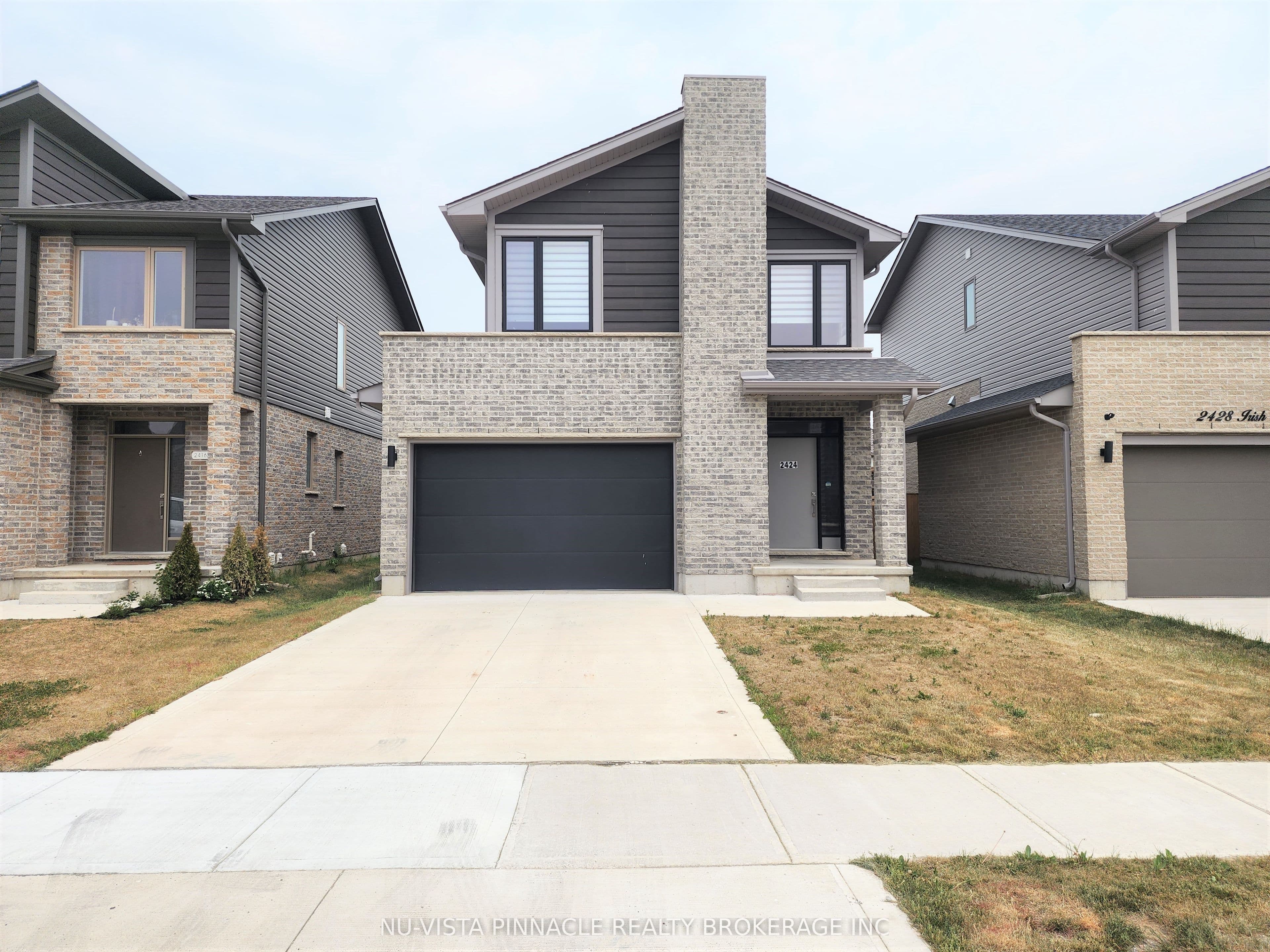 2424 Irish Moss Road, London South, ON N6M 0H6