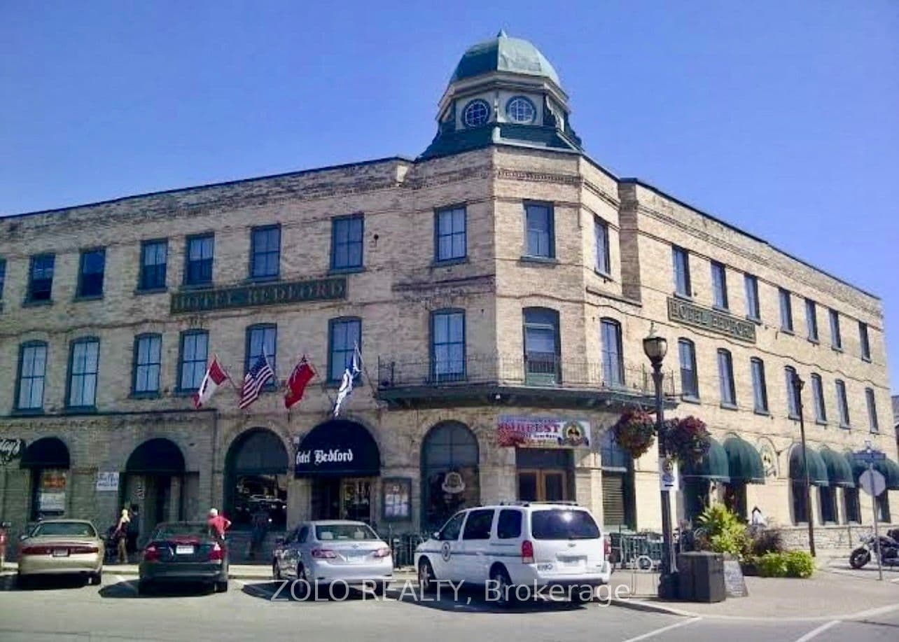 92 COURTHOUSE Square, Goderich, ON N7A 1M7