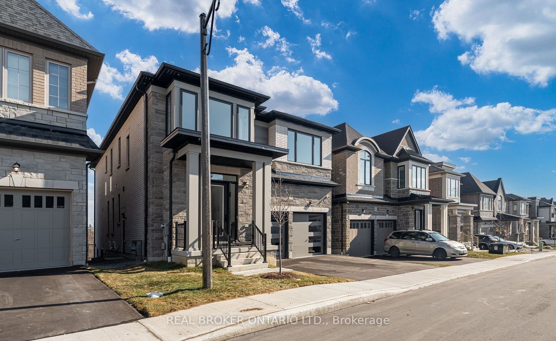 400 Finch Avenue 20A, Pickering, ON L1V 0G7